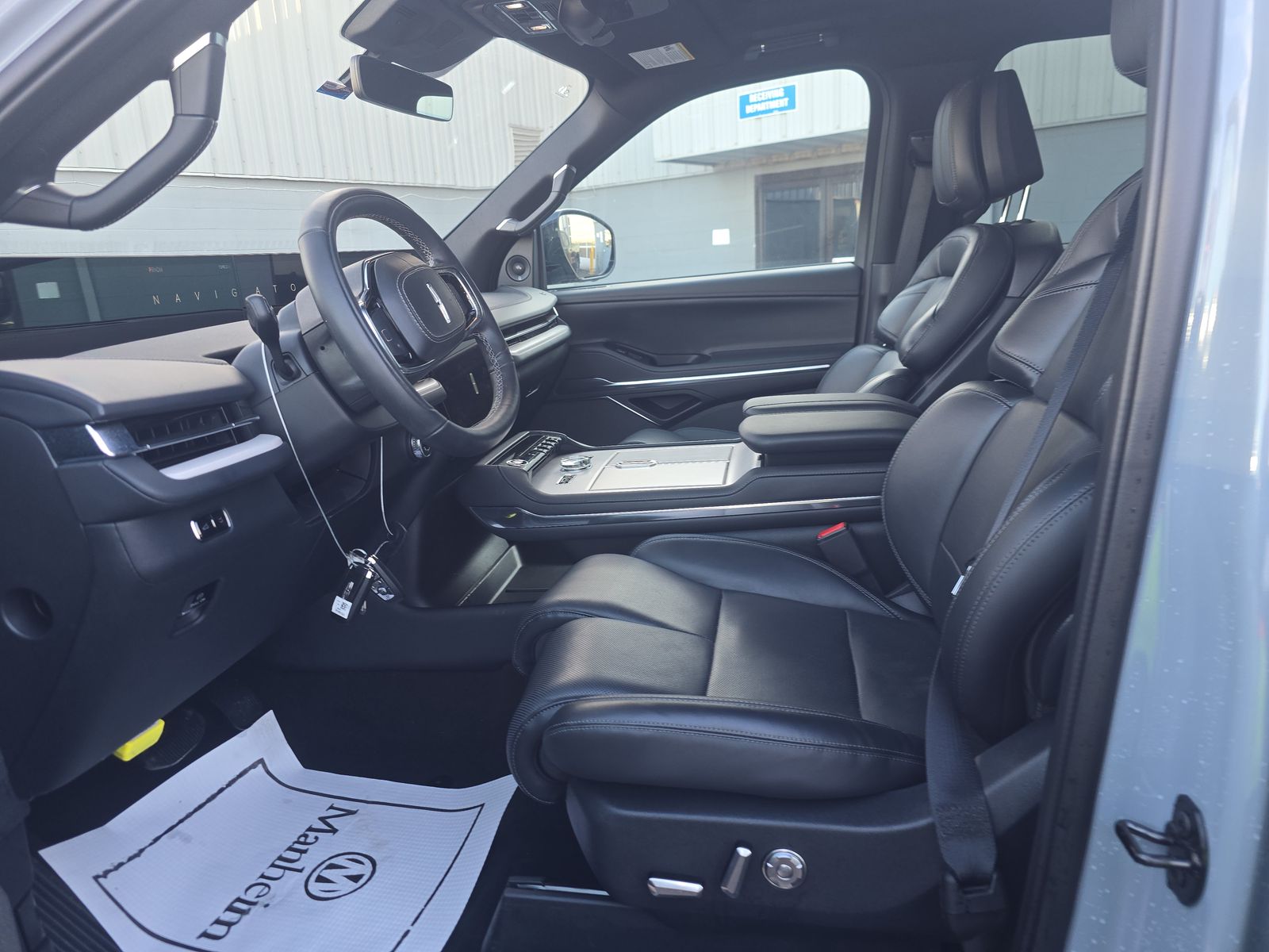 2025 Lincoln Navigator L Reserve AWD