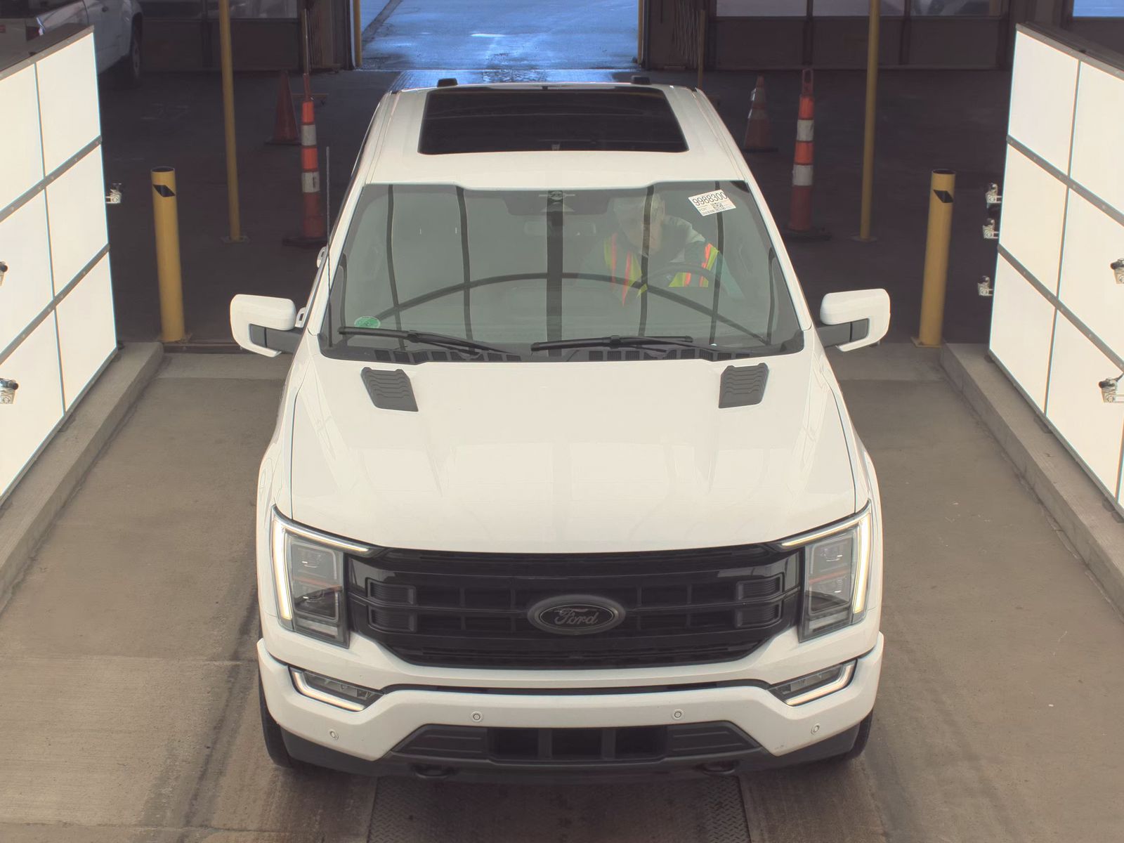 2023 Ford F-150 Hybrid Lariat AWD