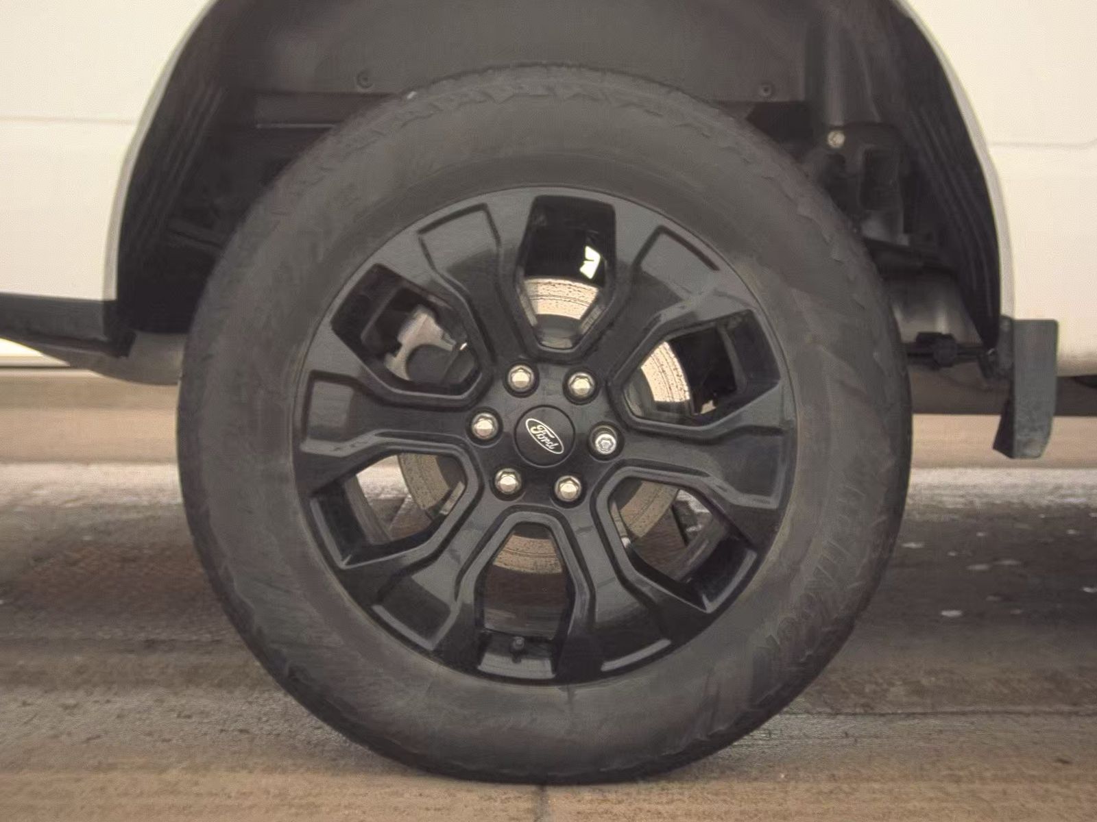 2023 Ford F-150 Hybrid Lariat AWD