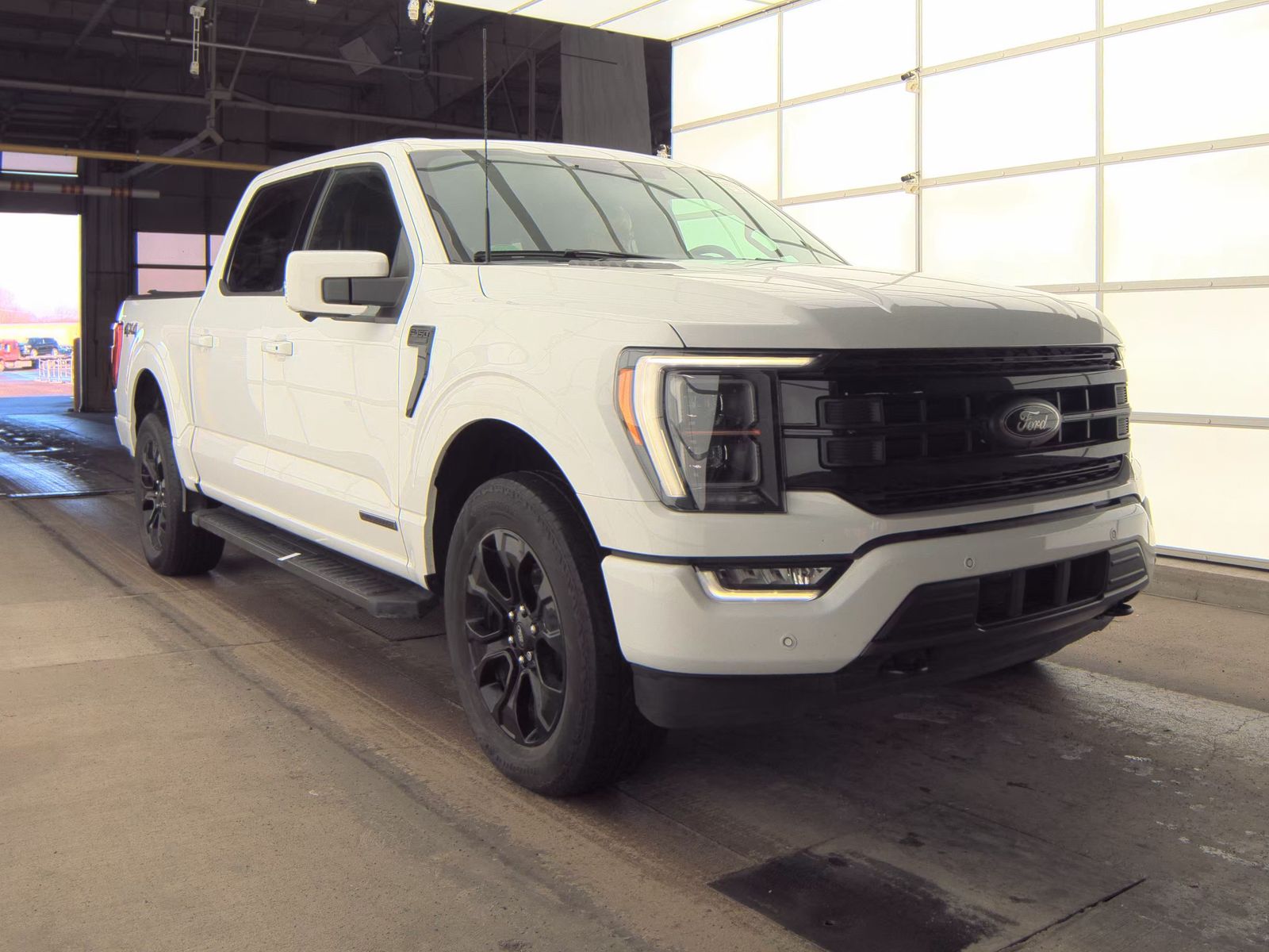 2023 Ford F-150 Hybrid Lariat AWD