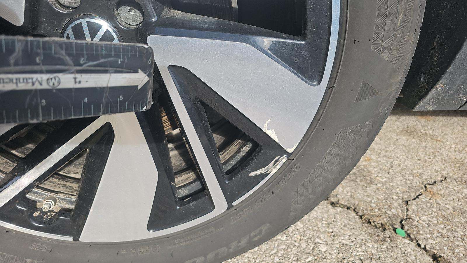 2024 Volkswagen Atlas 2.0T SE AWD