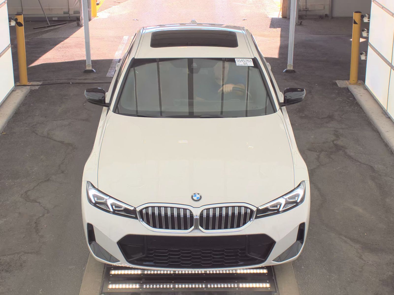 2025 BMW 3 Series 330i RWD