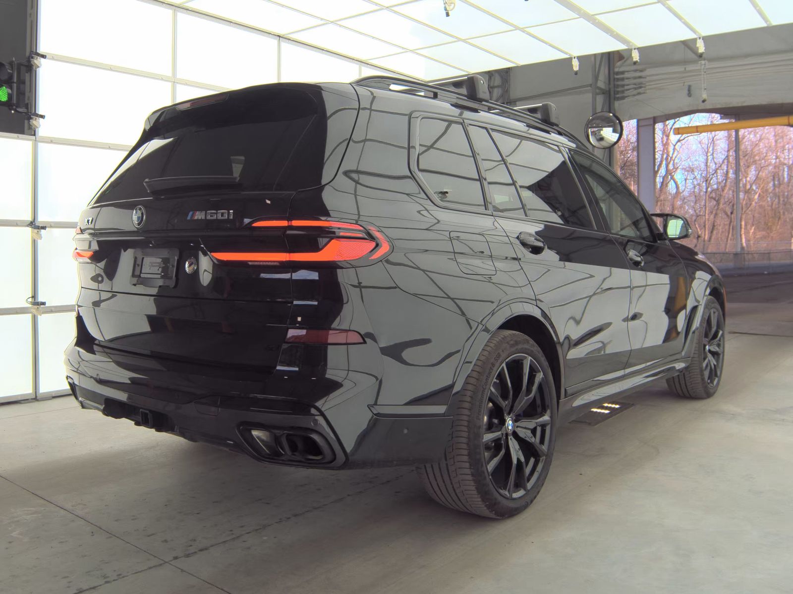 2024 BMW X7 M60i AWD