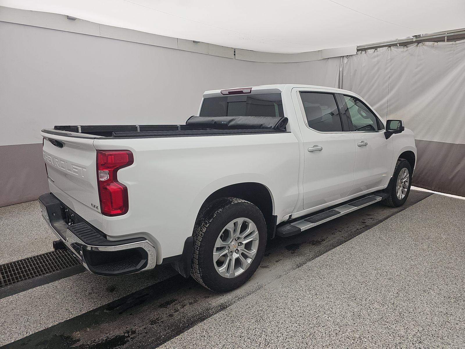 2025 Chevrolet Silverado 1500 LTZ AWD