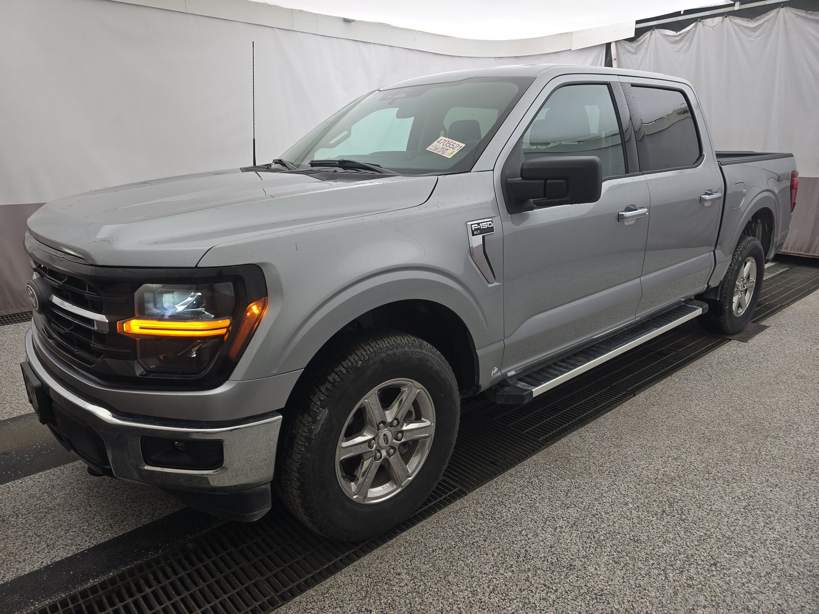 2025 Ford F-150 XLT AWD