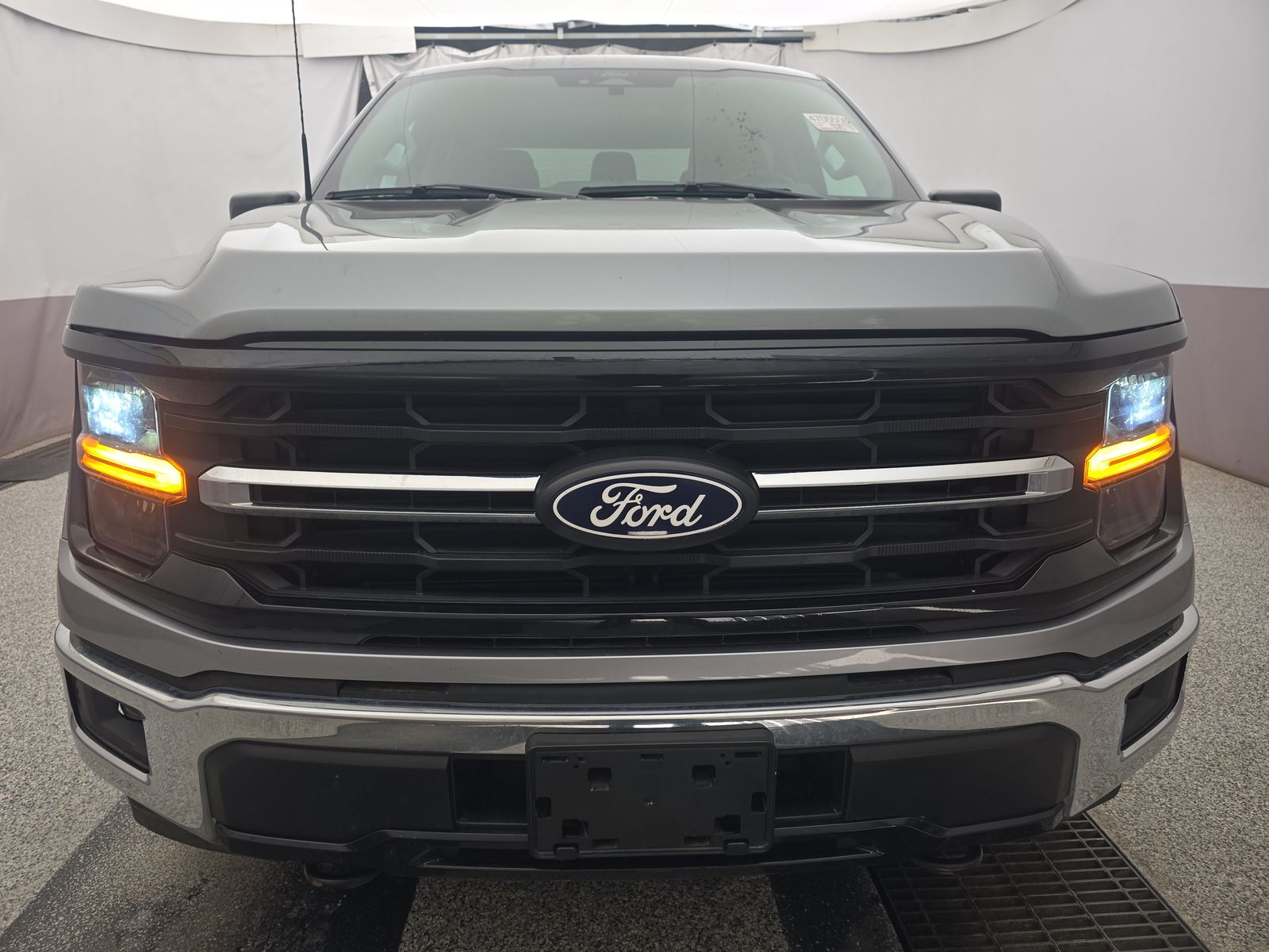 2025 Ford F-150 XLT AWD