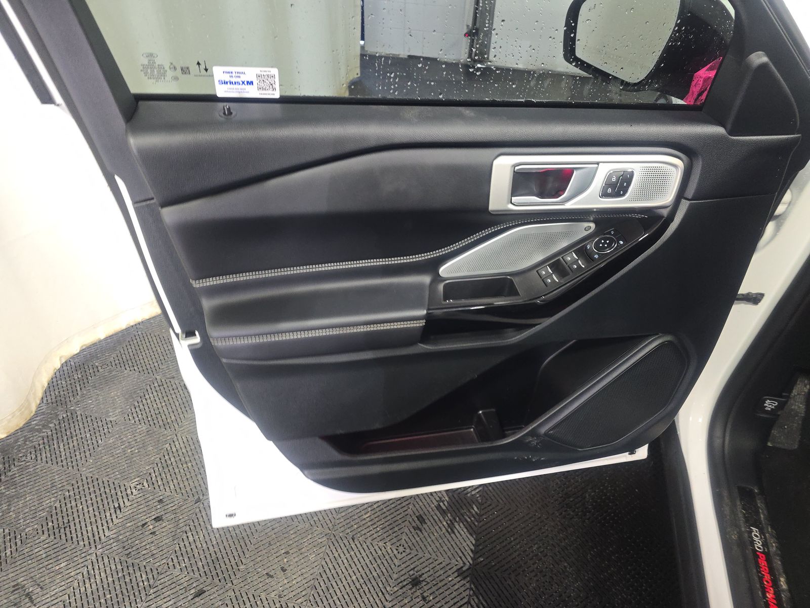 2024 Ford Explorer ST AWD