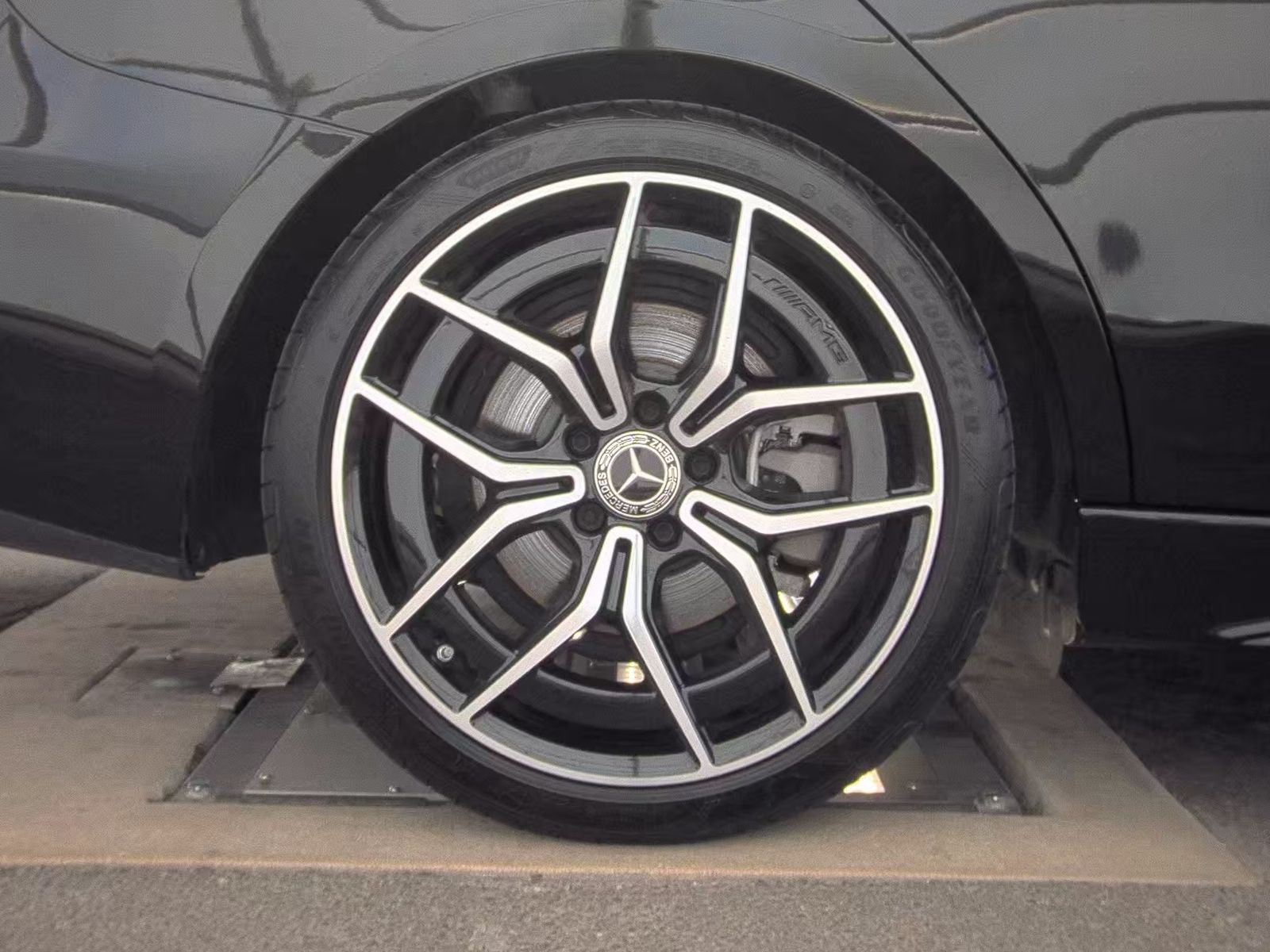 2025 Mercedes-Benz C-Class C 300 RWD