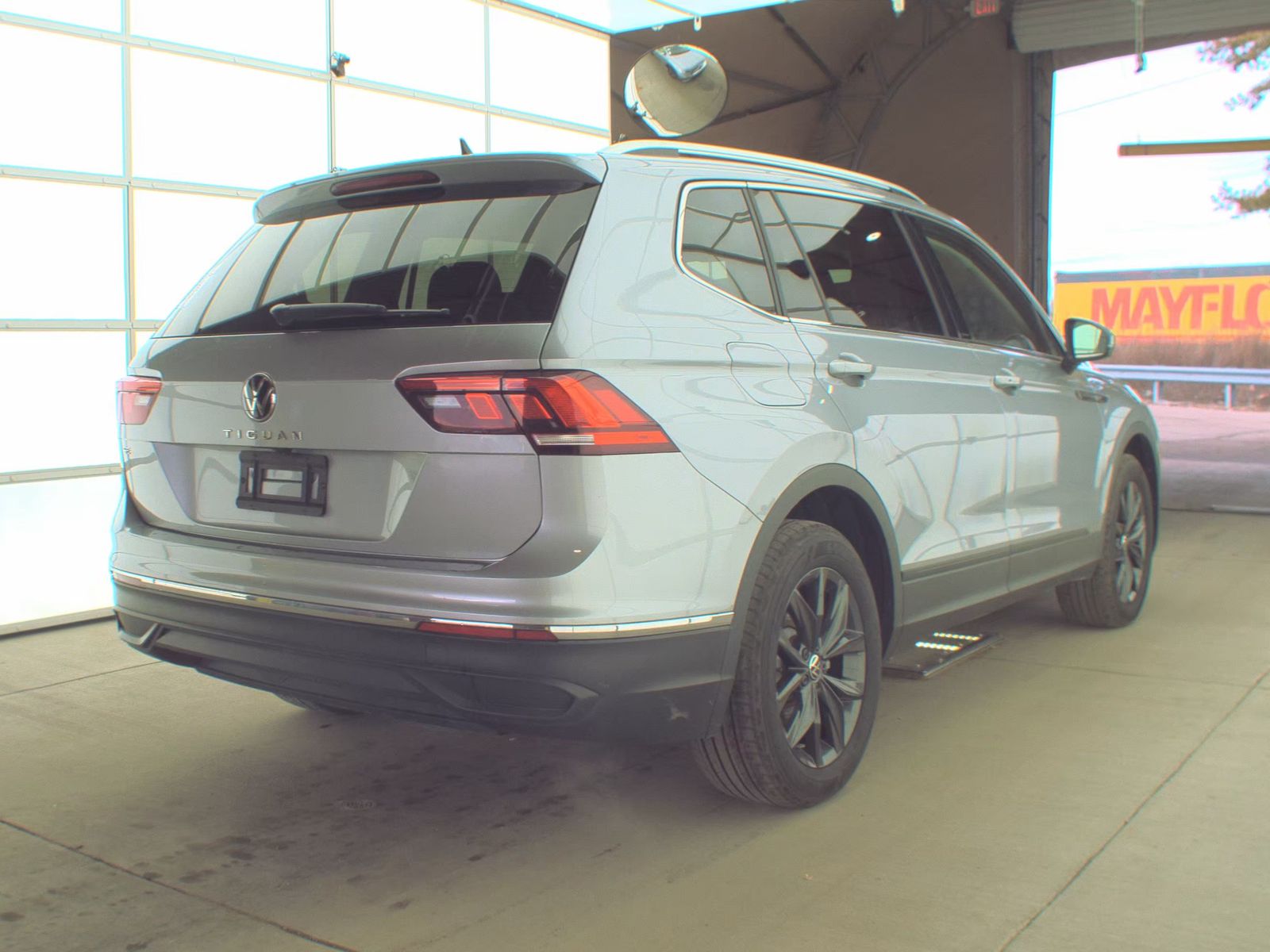 2024 Volkswagen Tiguan 2.0T Wolfsburg Edition FWD