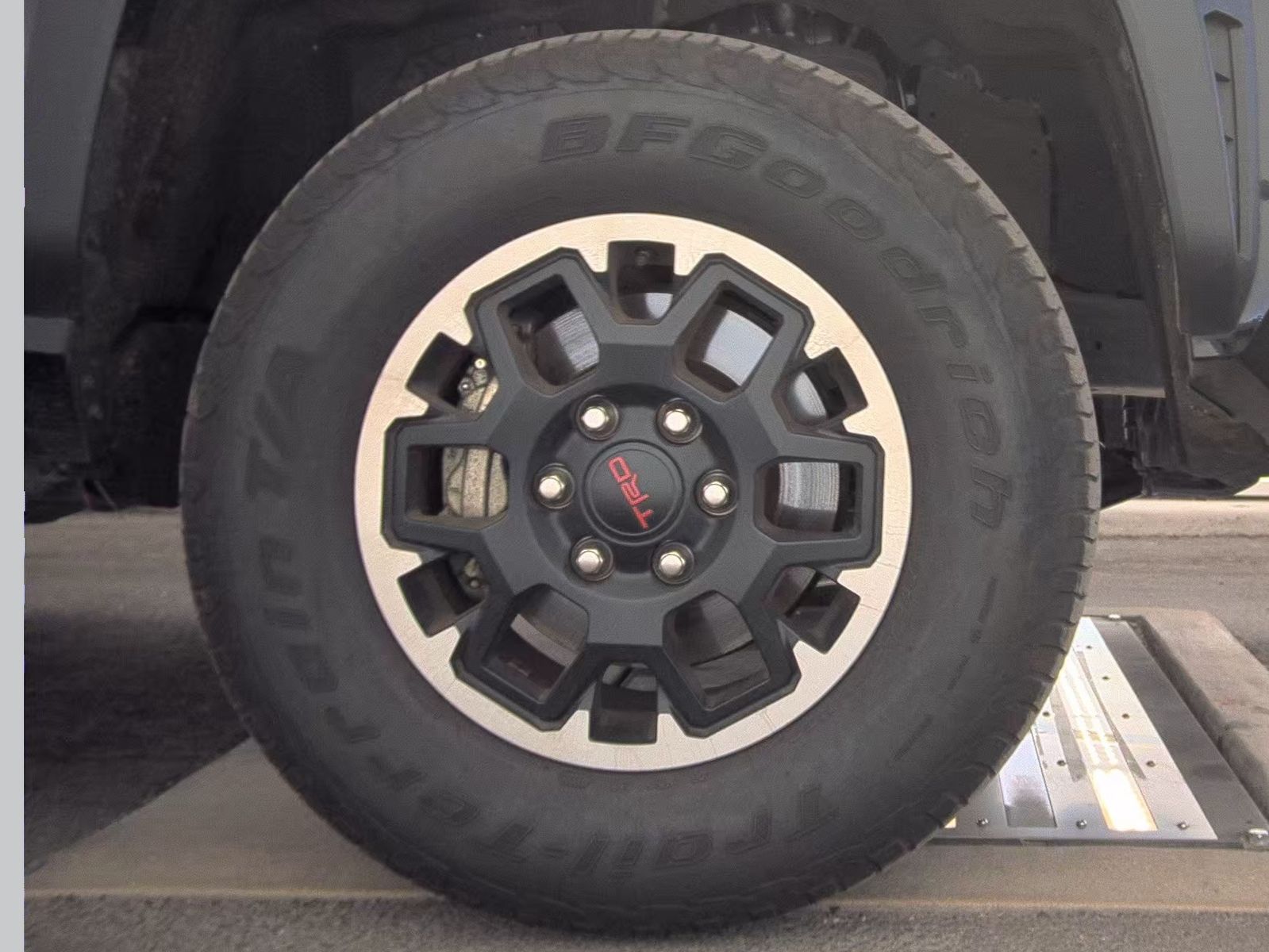 2025 Toyota Tacoma TRD Off-Road AWD