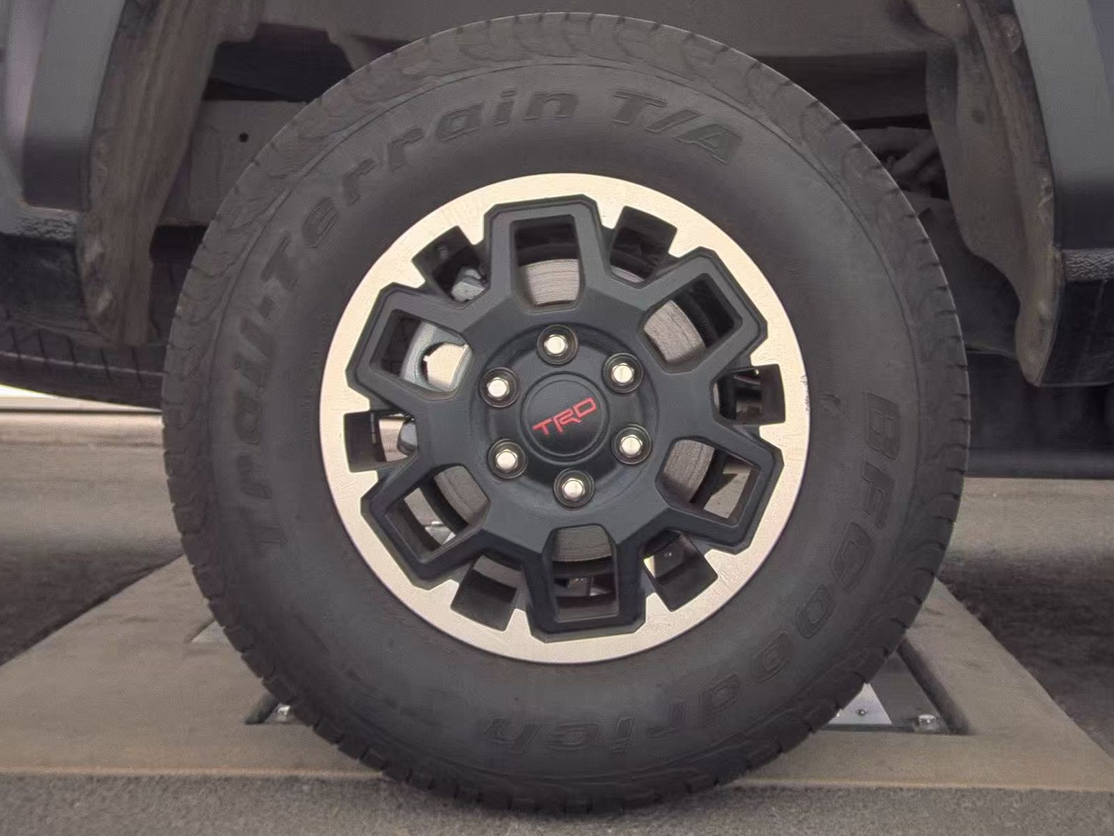 2025 Toyota Tacoma TRD Off-Road AWD