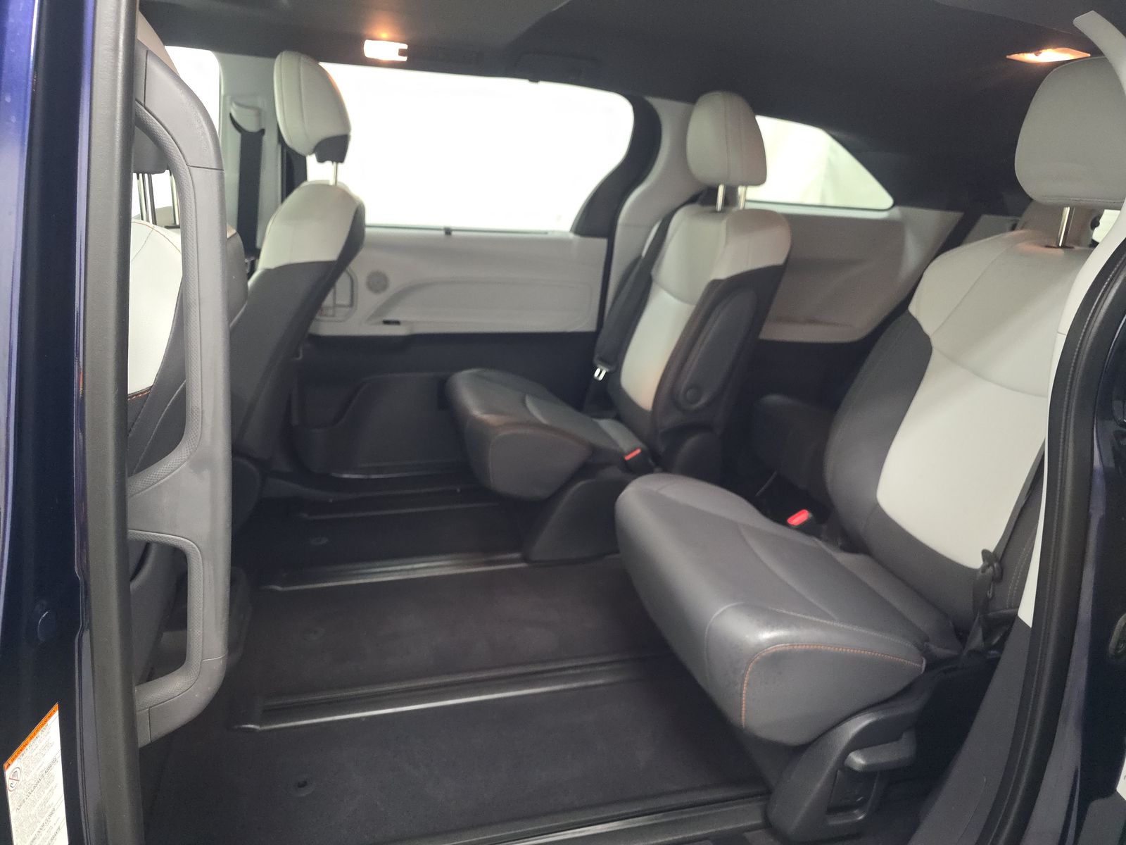 2022 Toyota Sienna XSE FWD