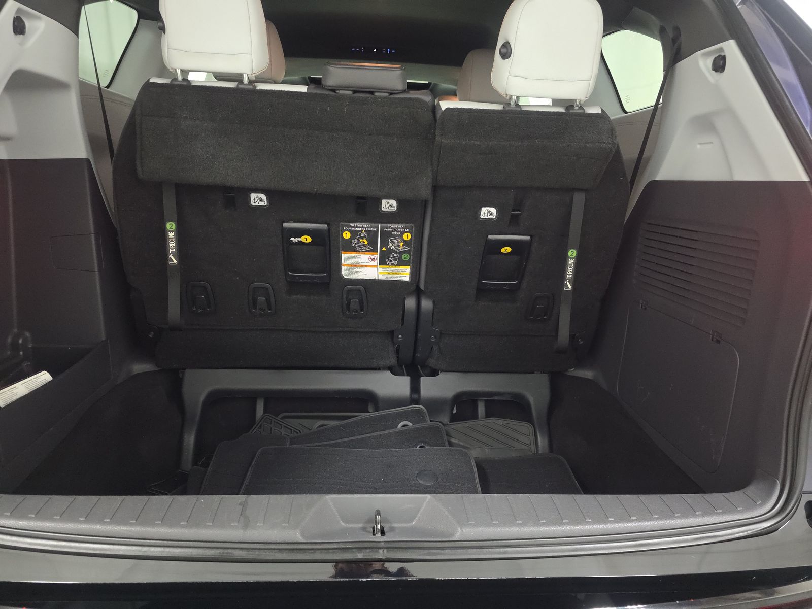 2022 Toyota Sienna XSE FWD