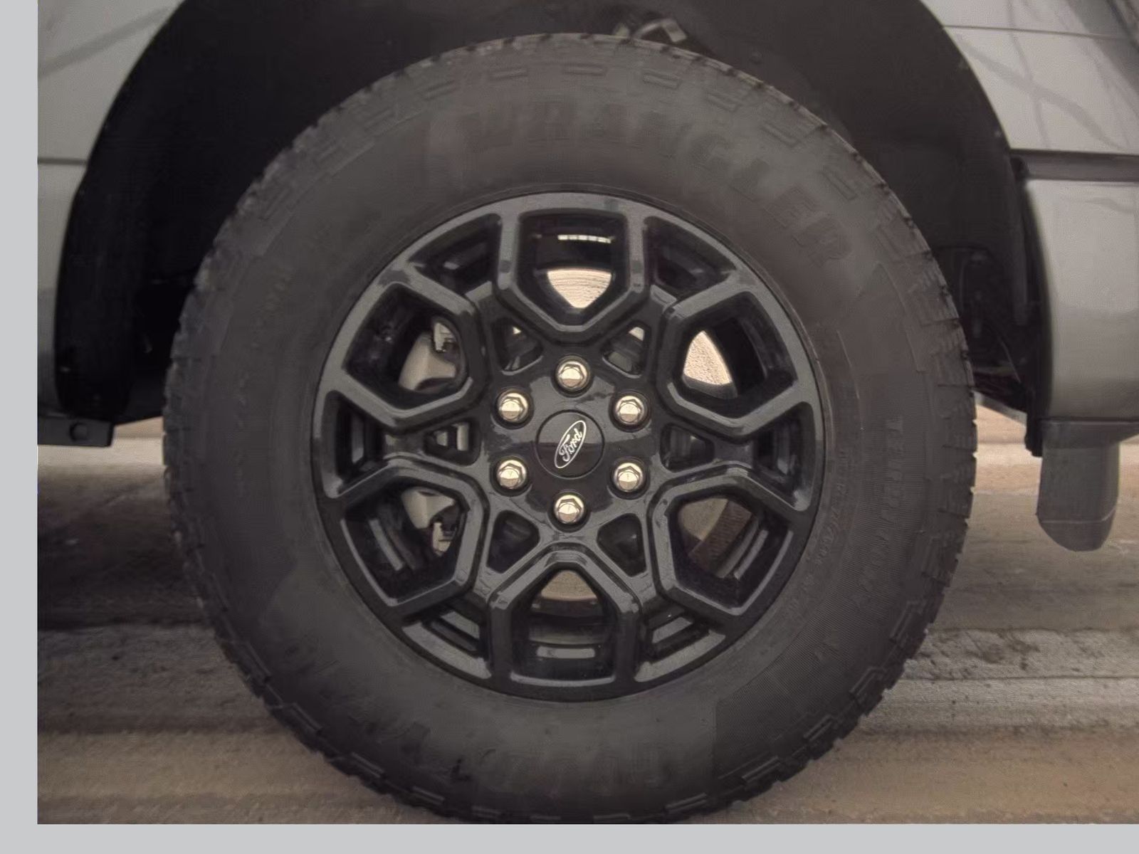 2025 Ford F-150 XLT AWD