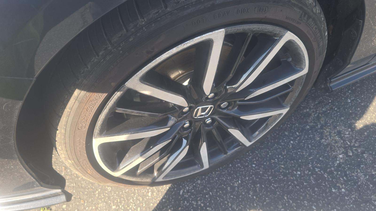 2023 Honda Accord Hybrid Touring FWD