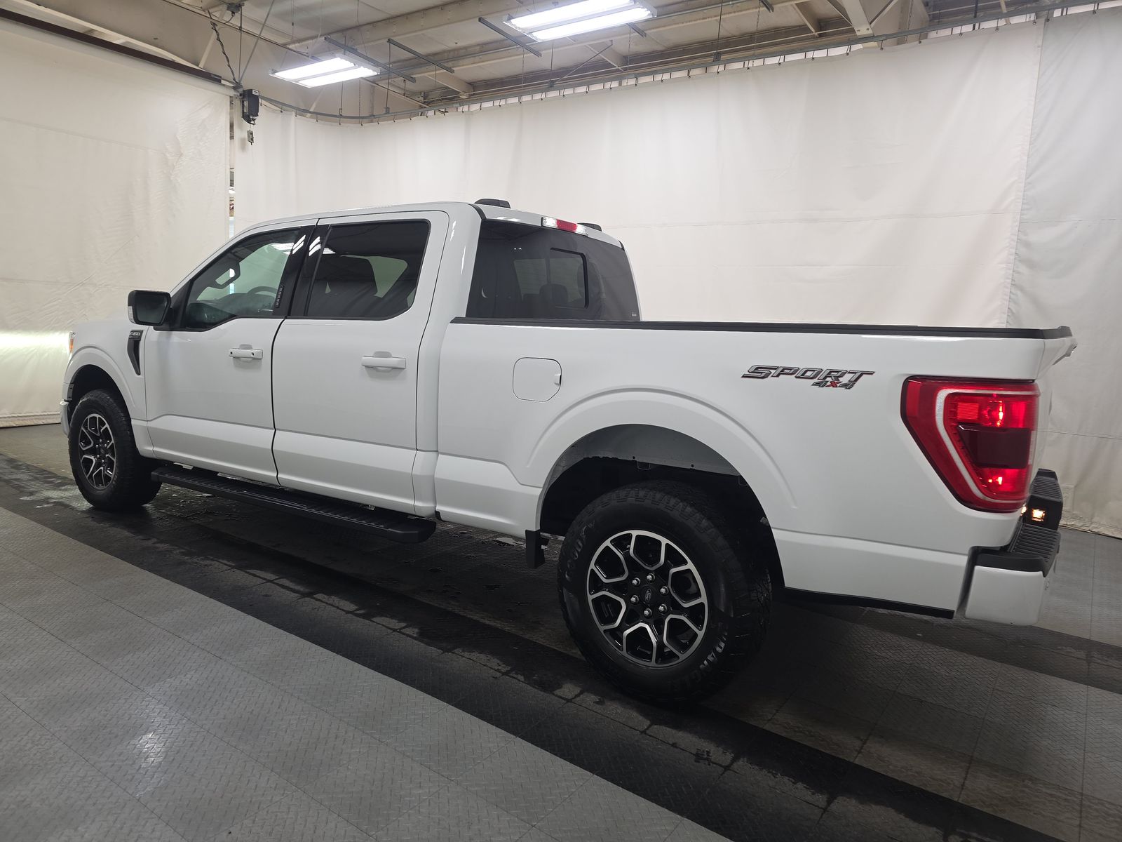 2023 Ford F-150 XLT AWD