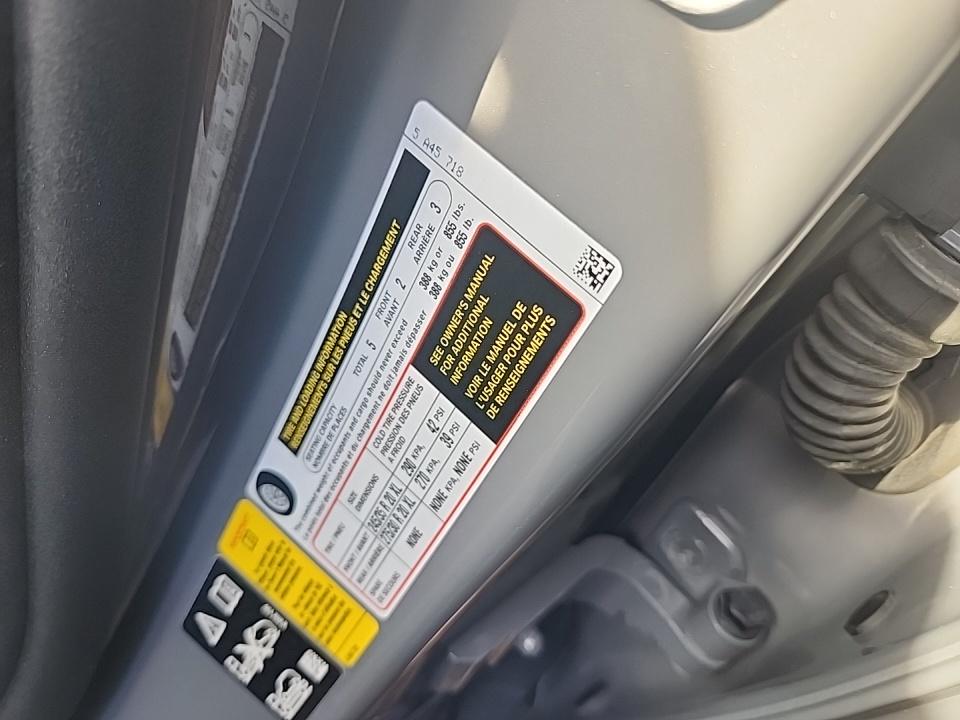 2022 BMW 5 Series M550i xDrive AWD