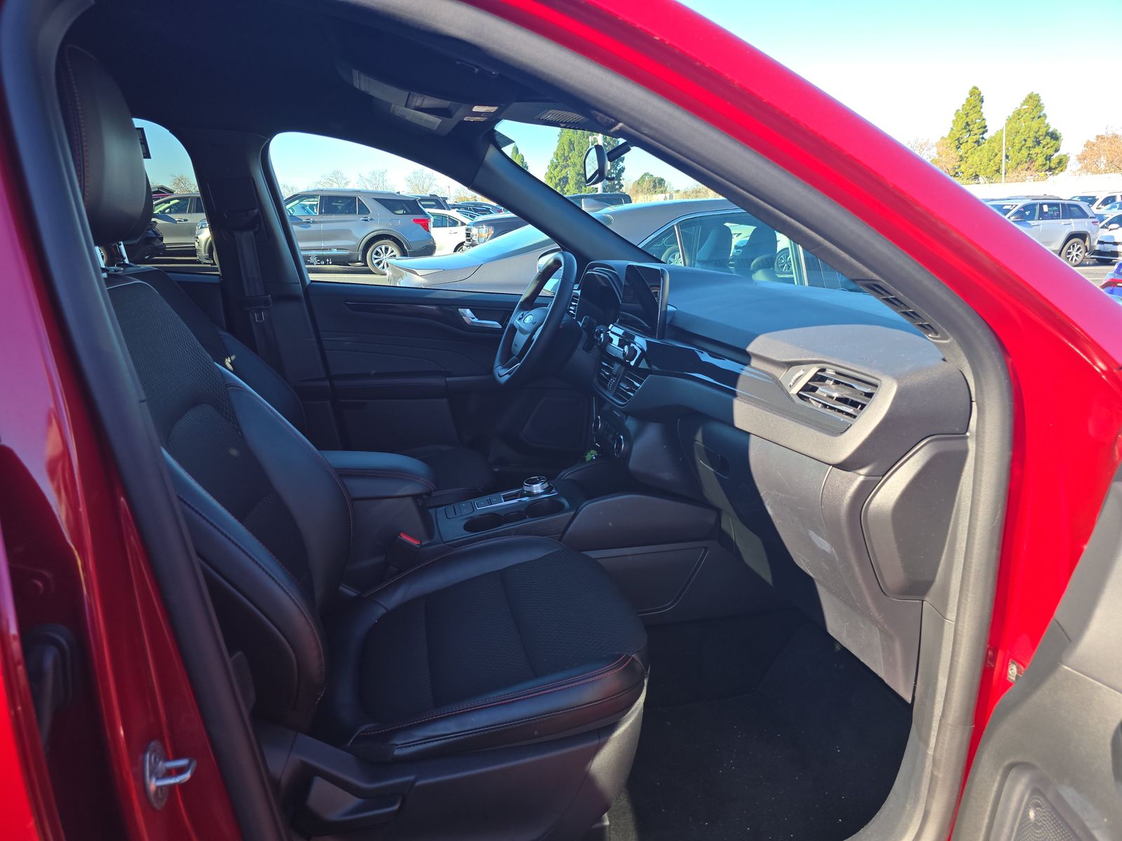 2025 Ford Escape ST-Line AWD