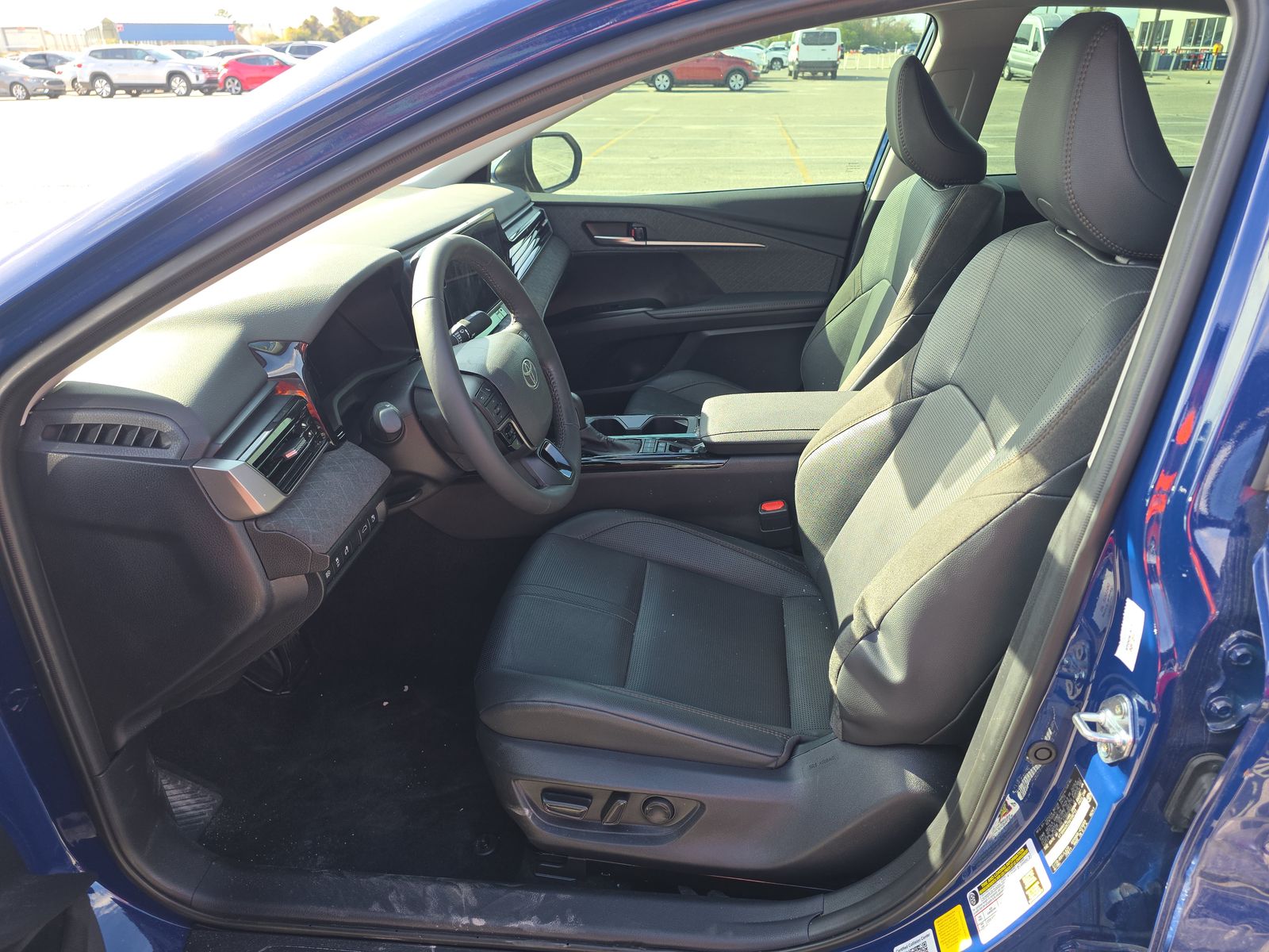 2025 Toyota Camry XLE FWD