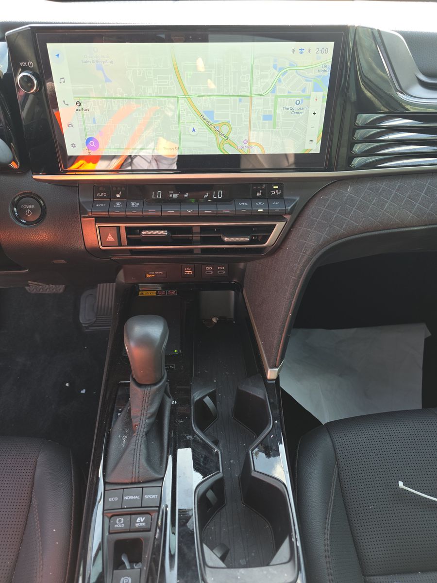 2025 Toyota Camry XLE FWD