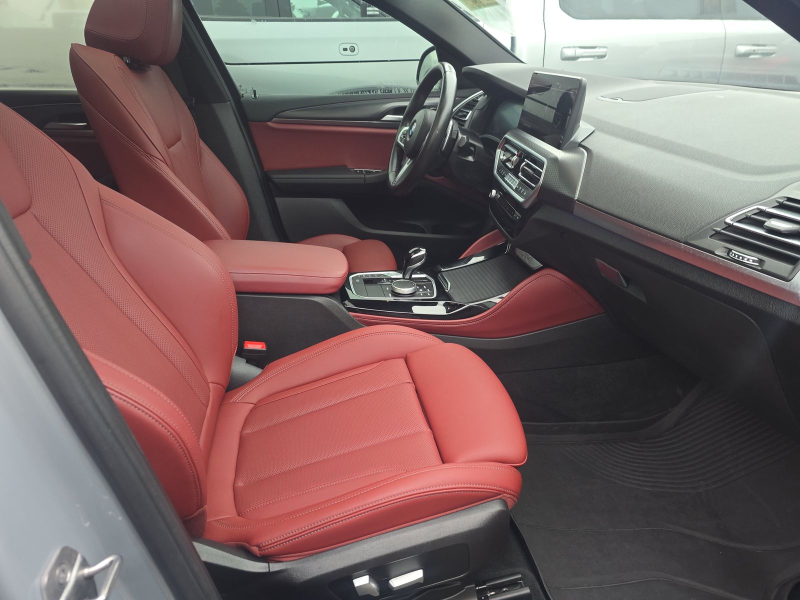 2022 BMW X4 xDrive30i AWD