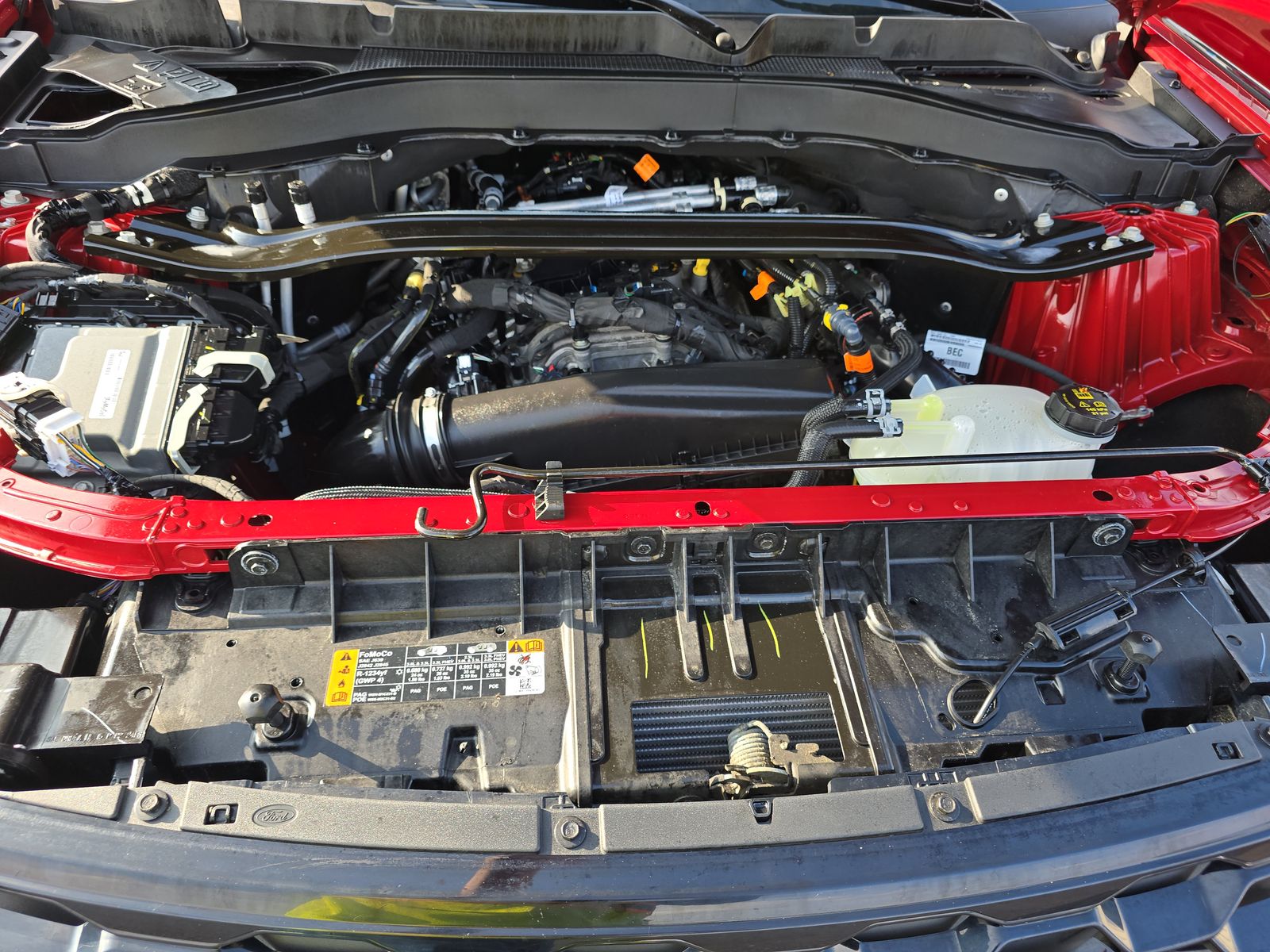 2025 Ford Explorer ST-Line AWD