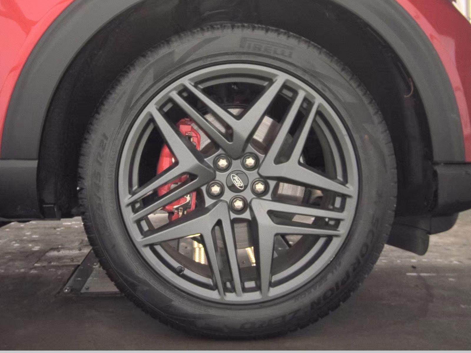 2025 Ford Explorer ST-Line AWD