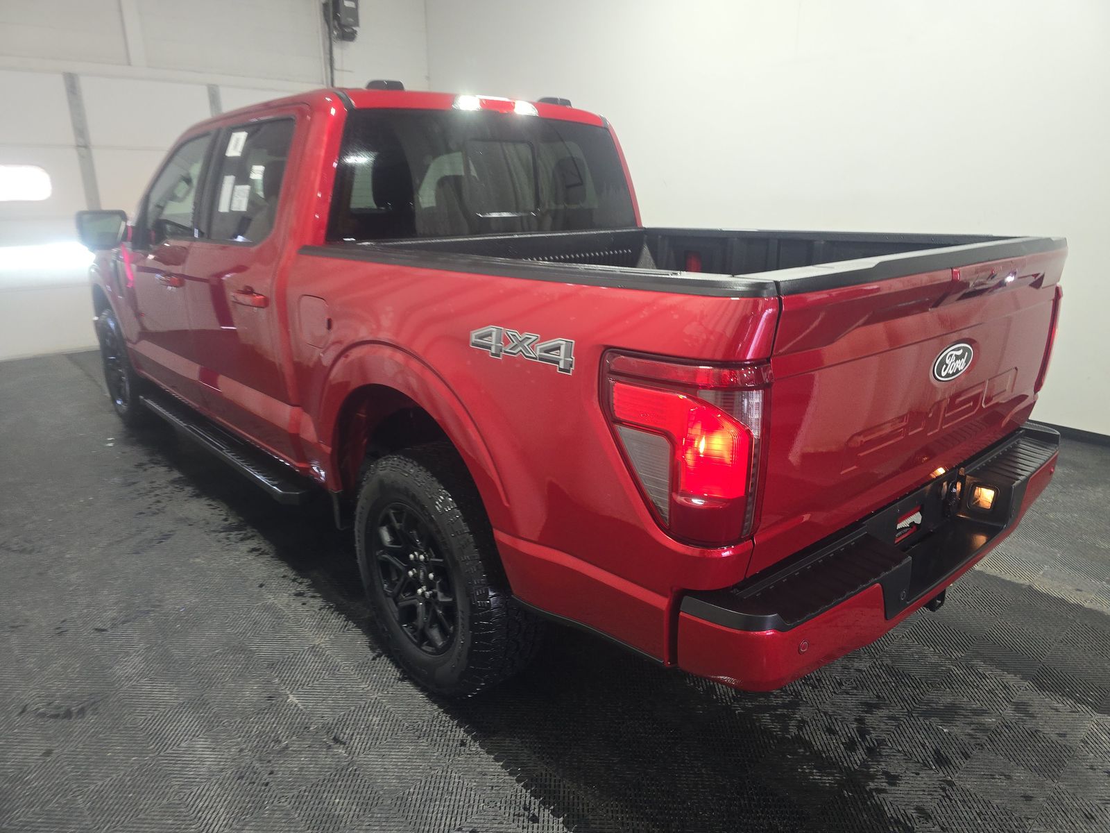 2024 Ford F-150 XLT AWD