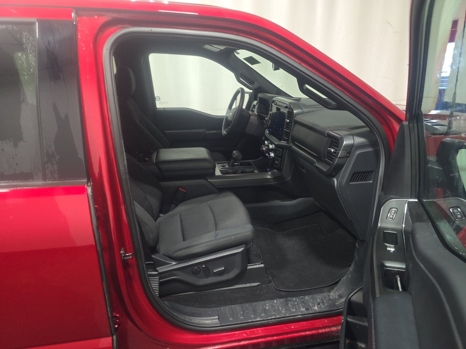 2024 Ford F-150 XLT AWD