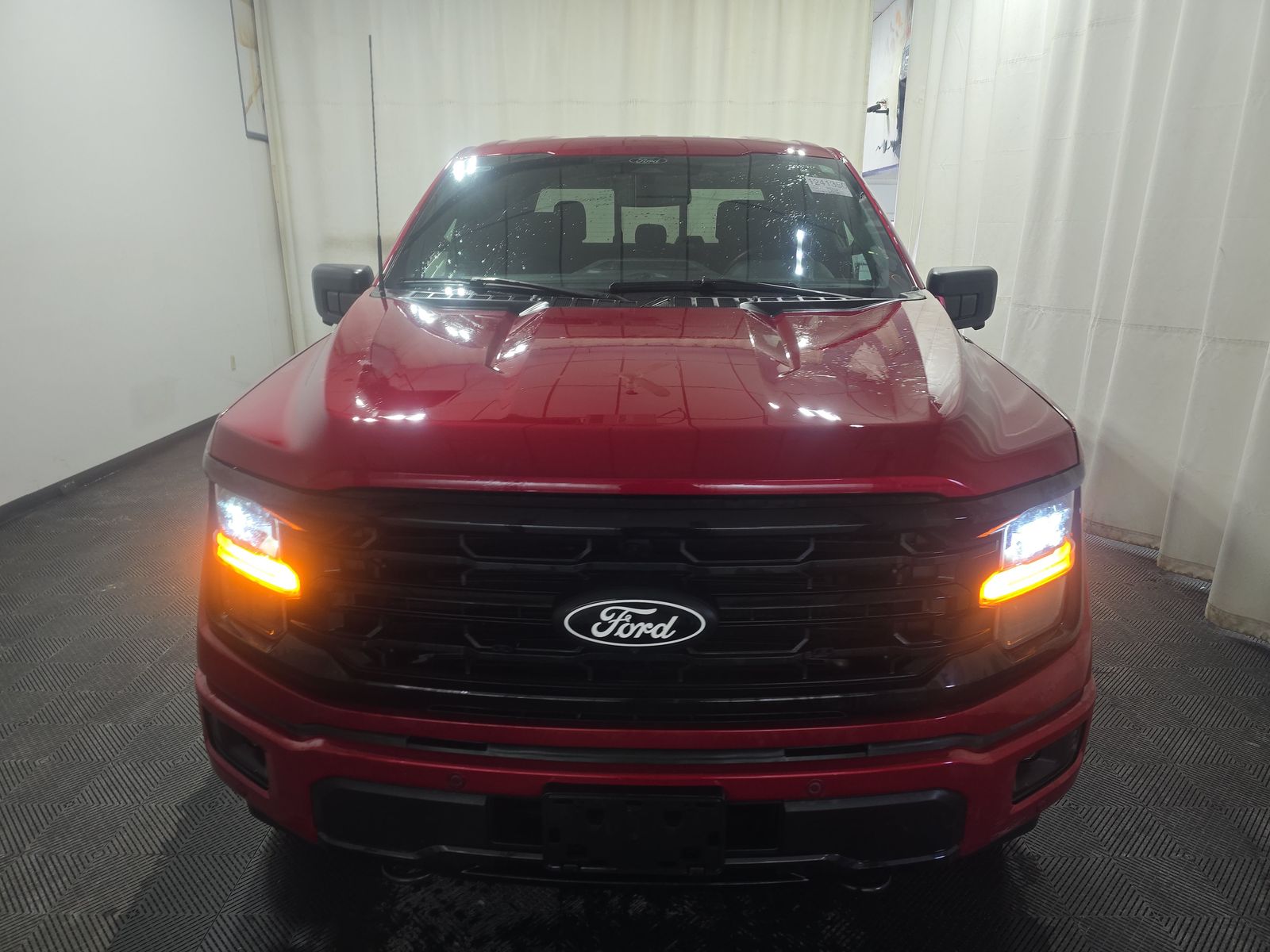 2024 Ford F-150 XLT AWD