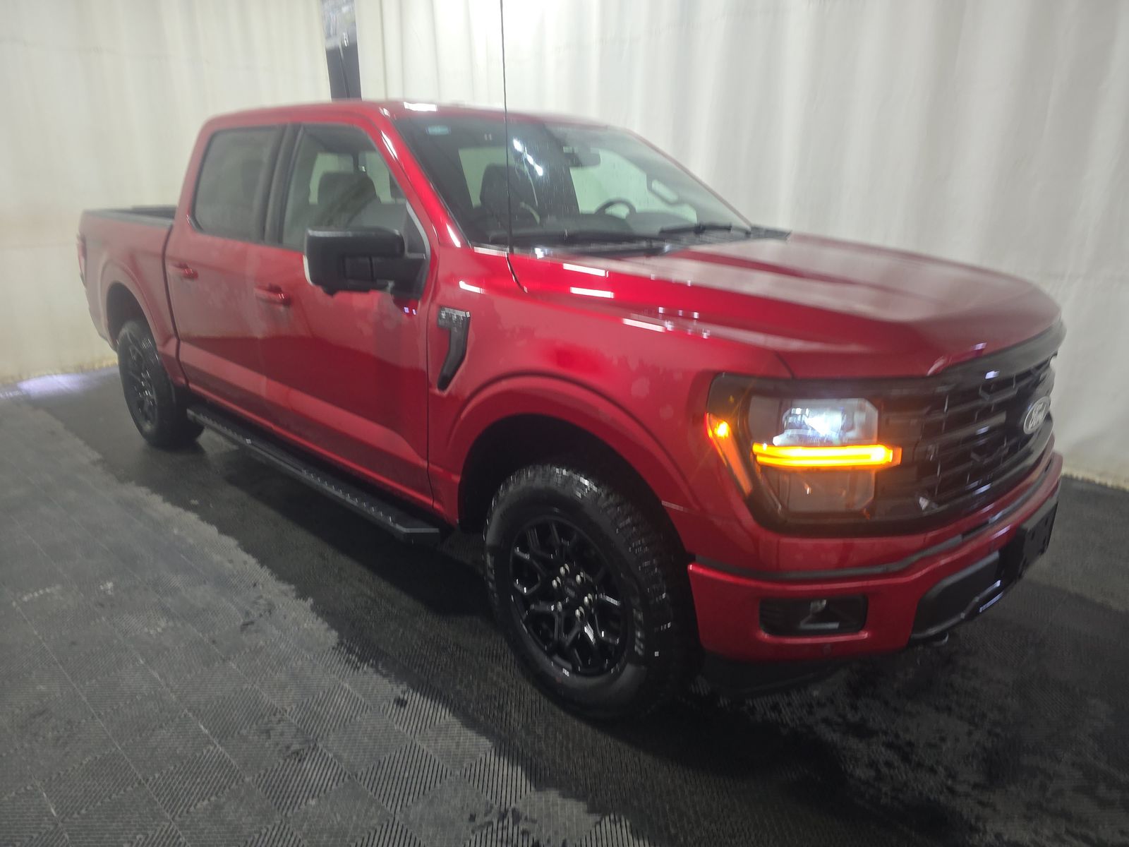 2024 Ford F-150 XLT AWD