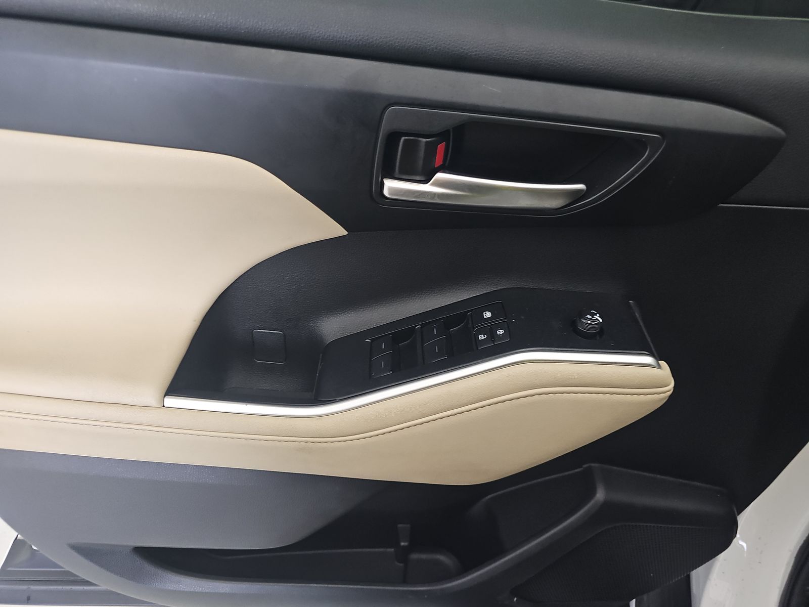 2023 Toyota Highlander XLE FWD