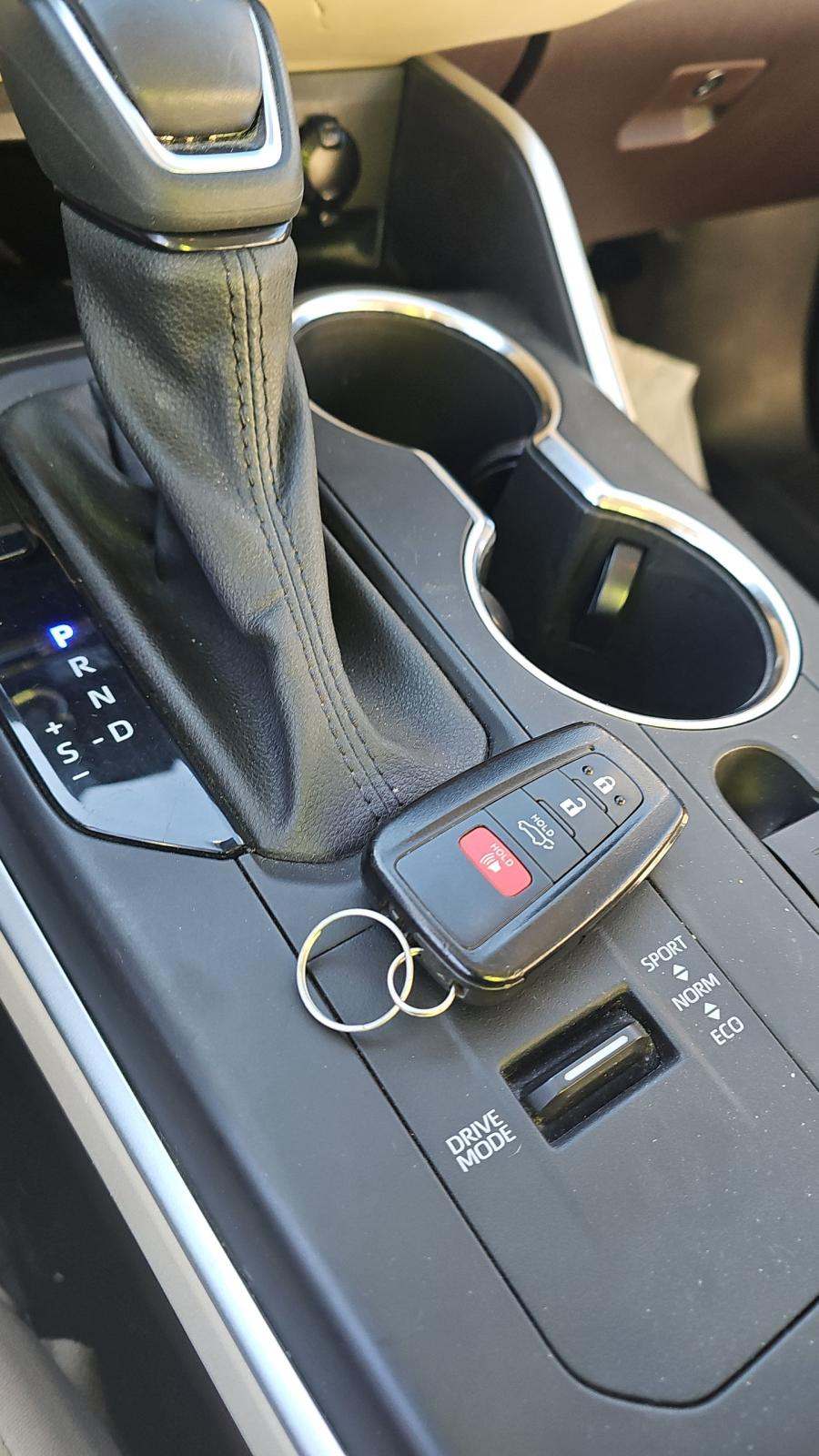 2022 Toyota Highlander Hybrid XLE AWD