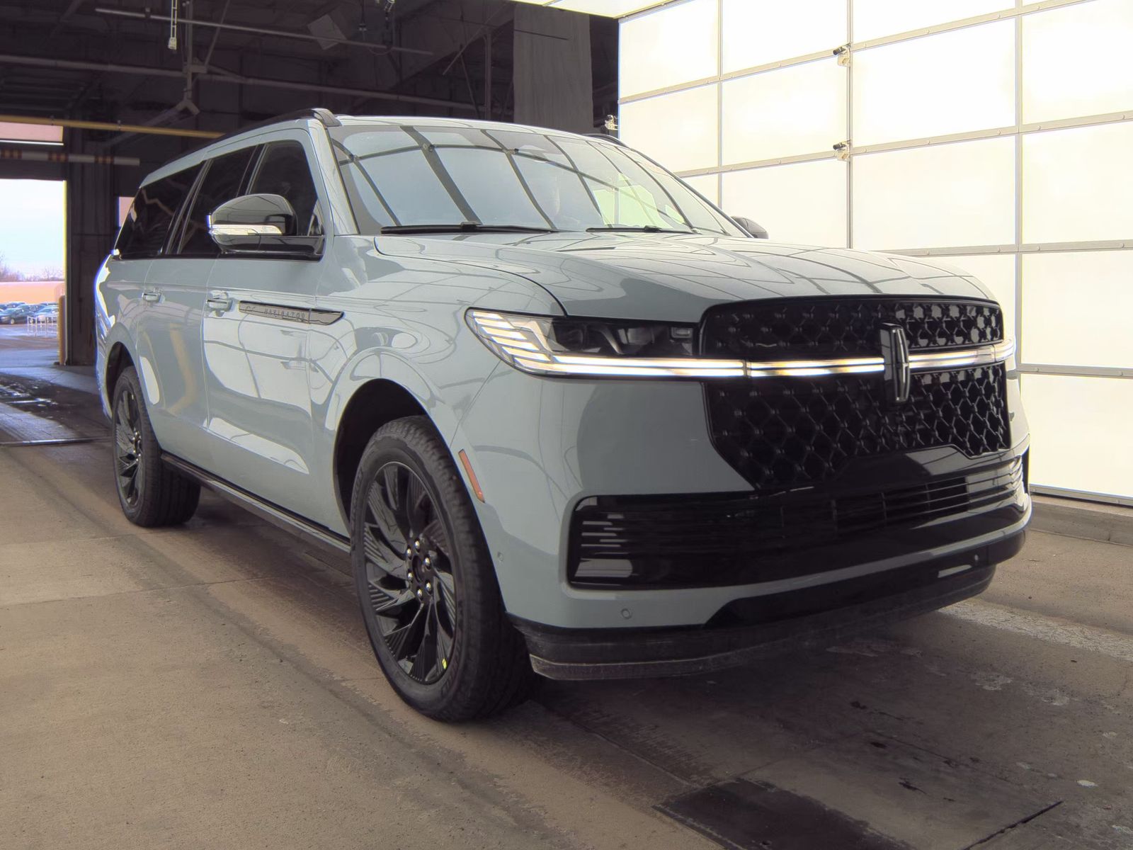 2025 Lincoln Navigator L Reserve AWD