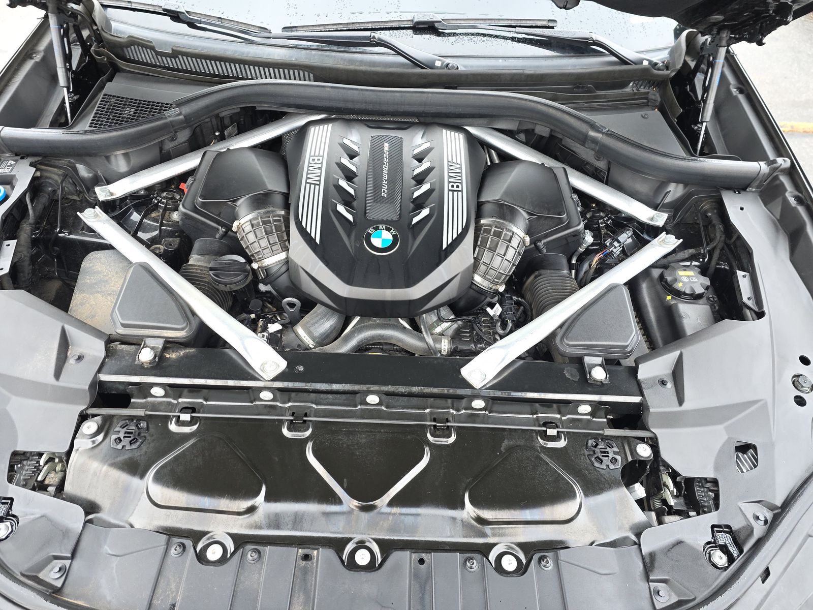 2023 BMW X5 M50i AWD