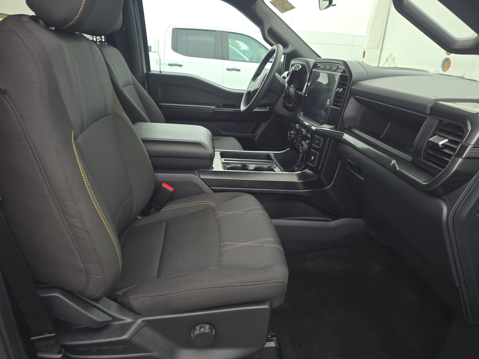 2024 Ford F-150 STX AWD