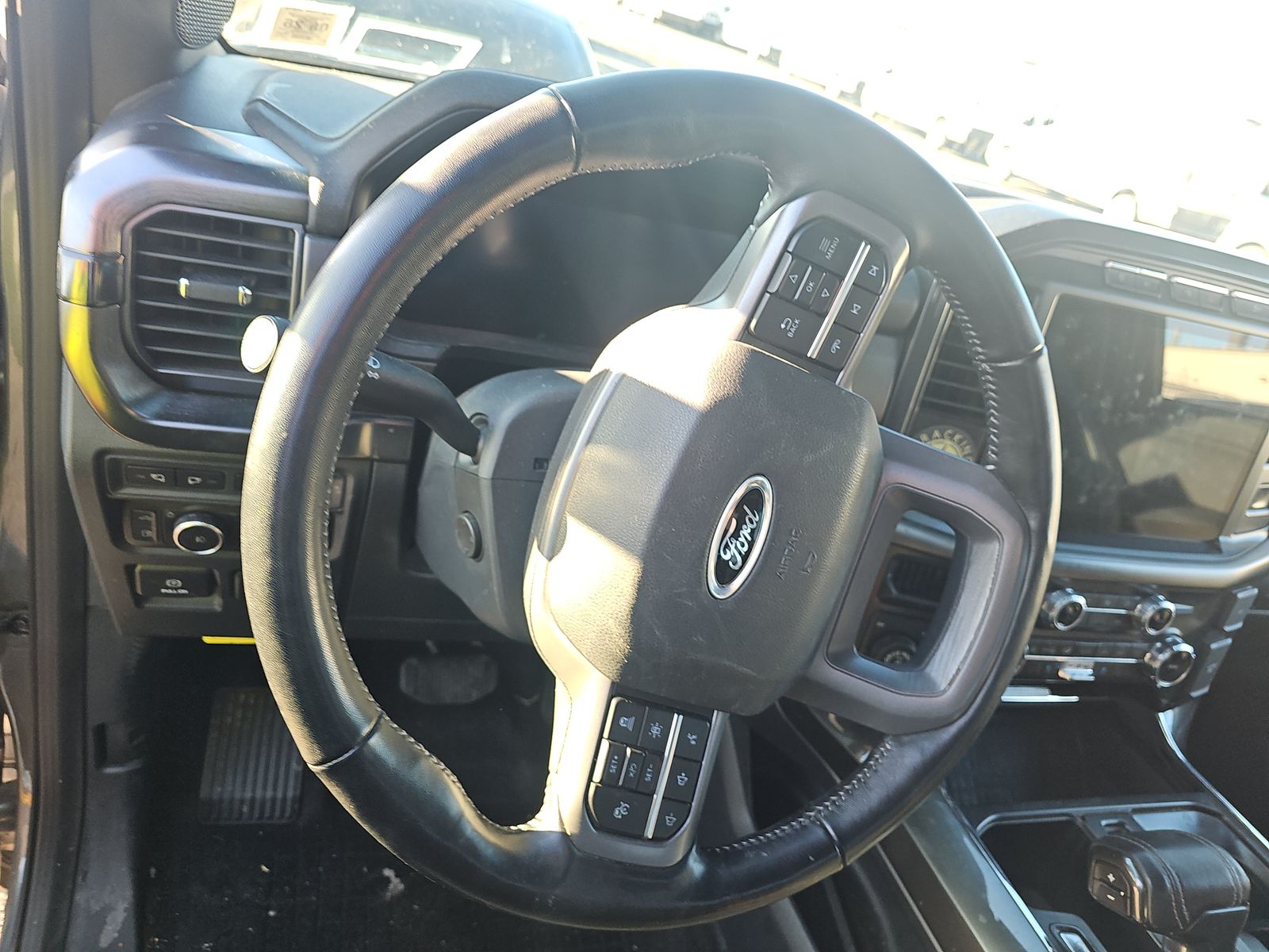 2022 Ford F-150 Hybrid Lariat AWD