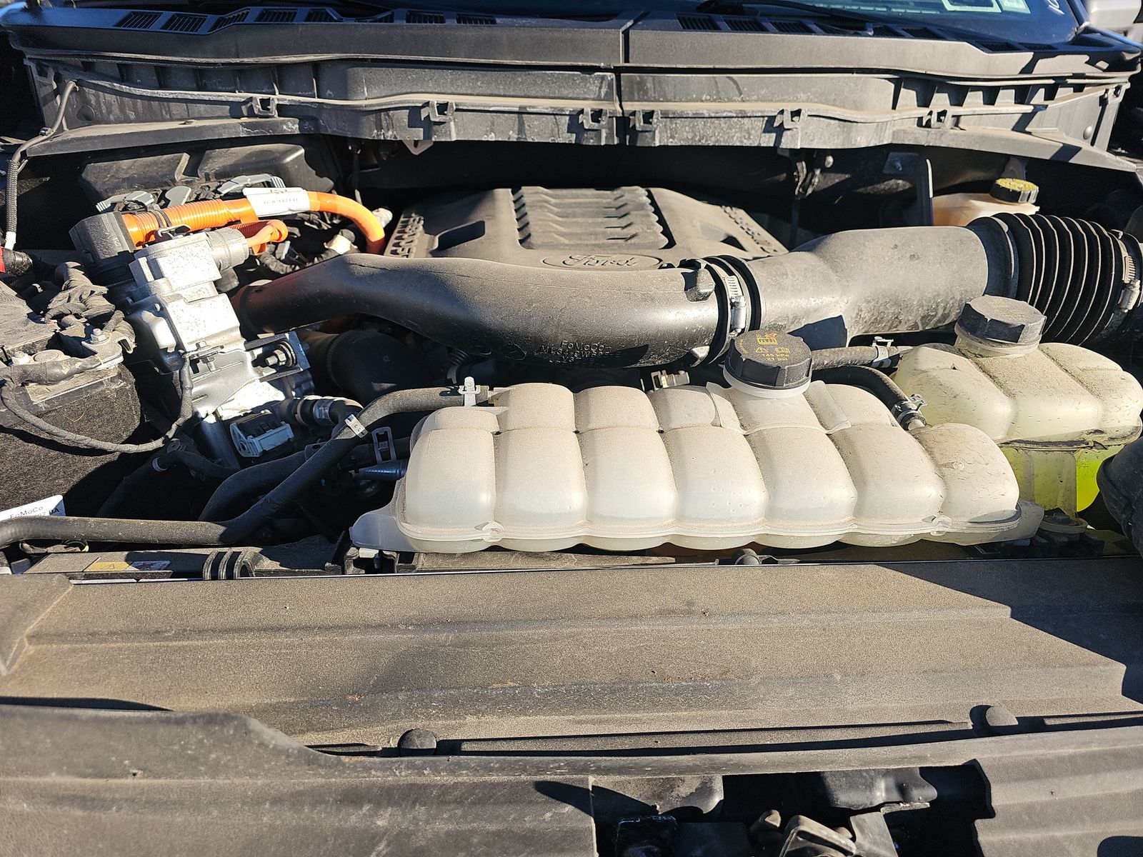 2022 Ford F-150 Hybrid Lariat AWD