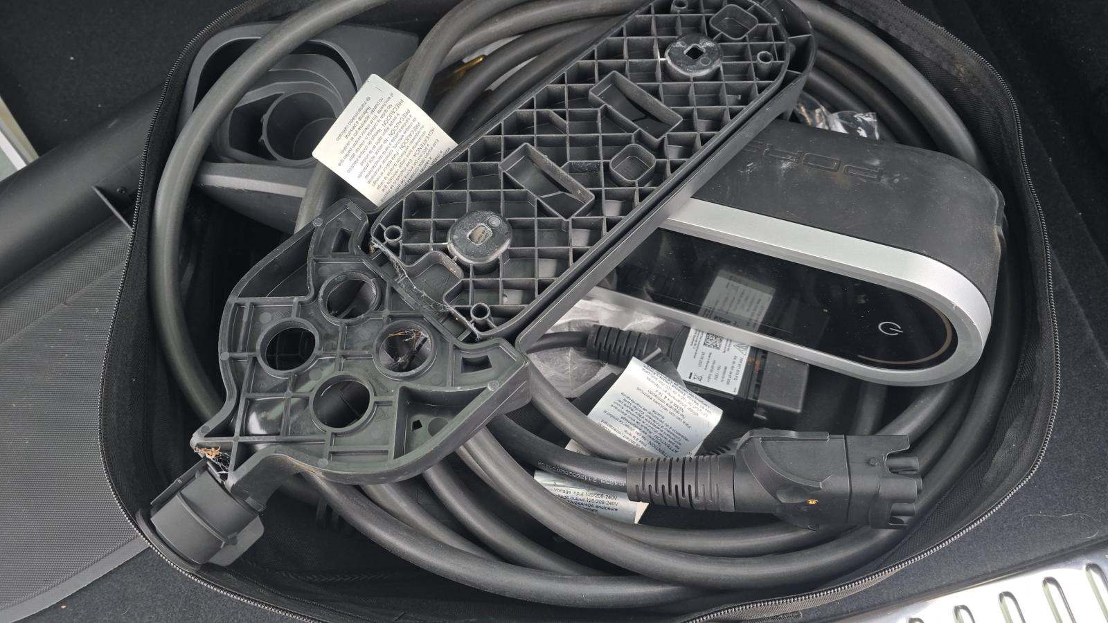 2022 Porsche Cayenne E-Hybrid AWD