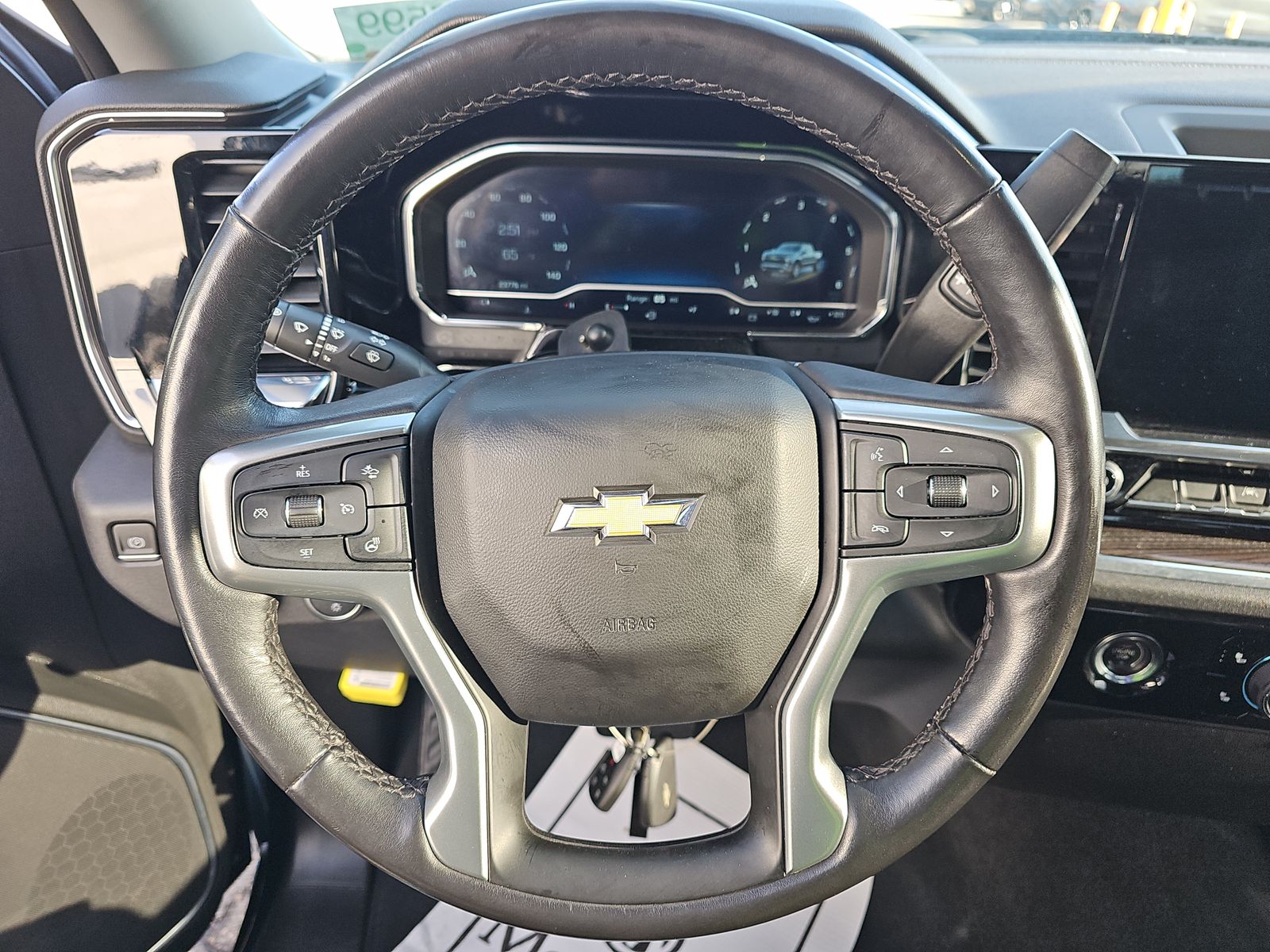 2022 Chevrolet Silverado 1500 LT AWD