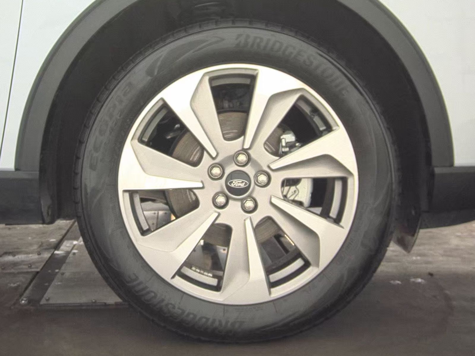 2025 Ford Escape Hybrid Platinum AWD