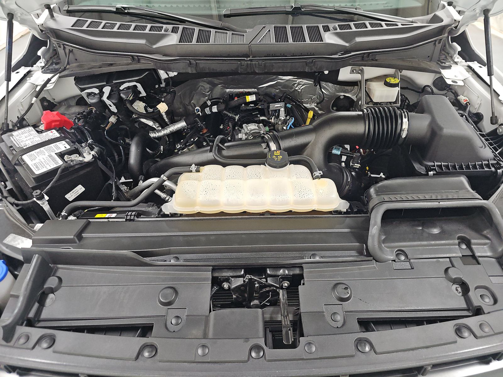 2023 Ford F-150 Lariat AWD