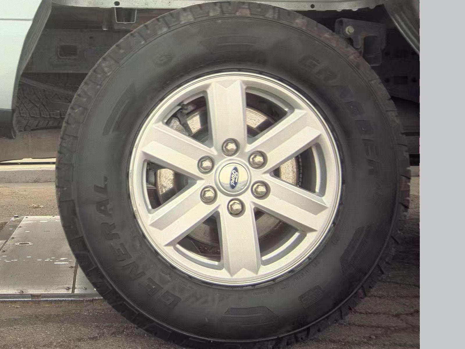 2023 Ford F-150 XLT AWD