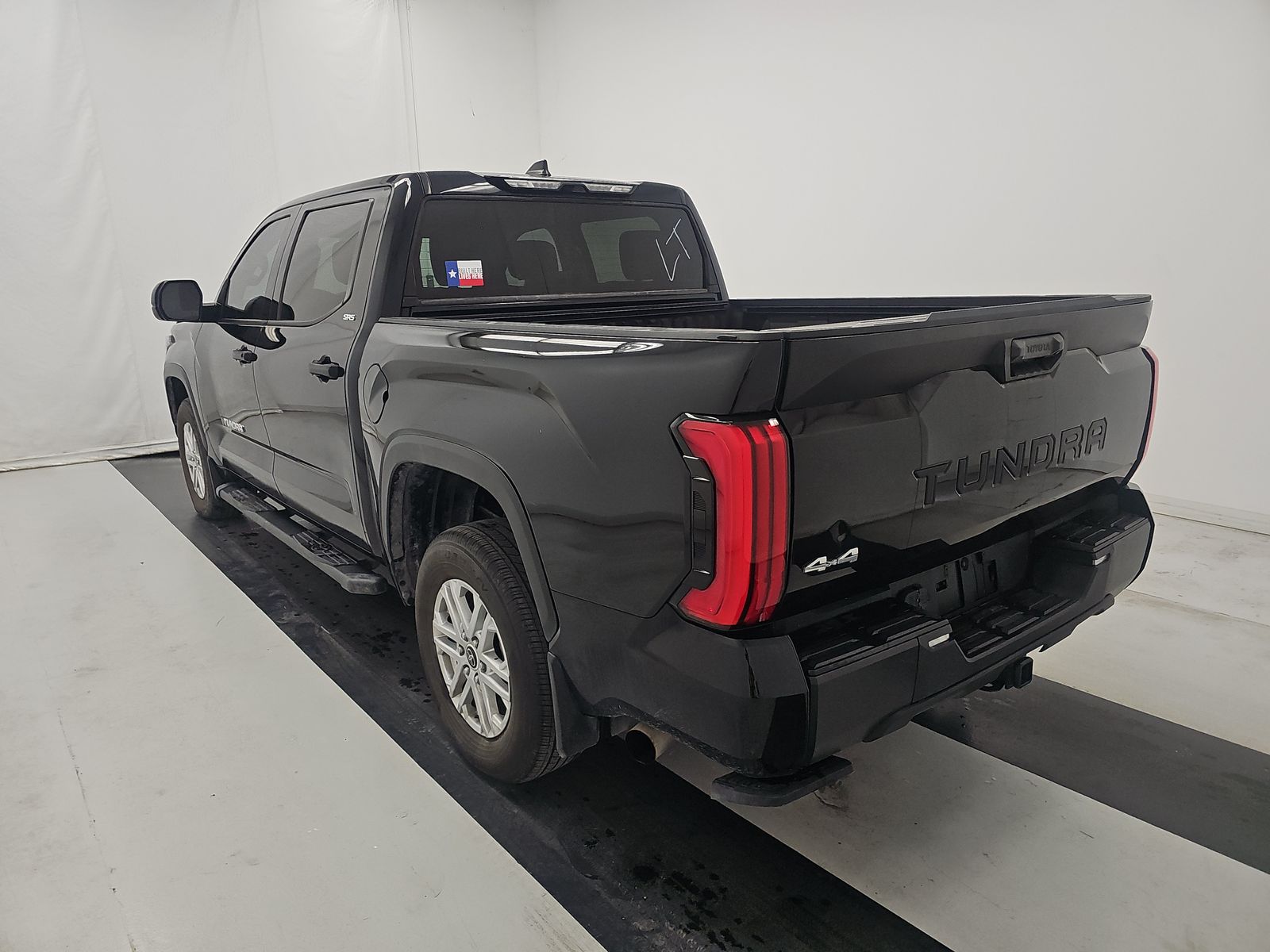 2024 Toyota Tundra SR5 AWD