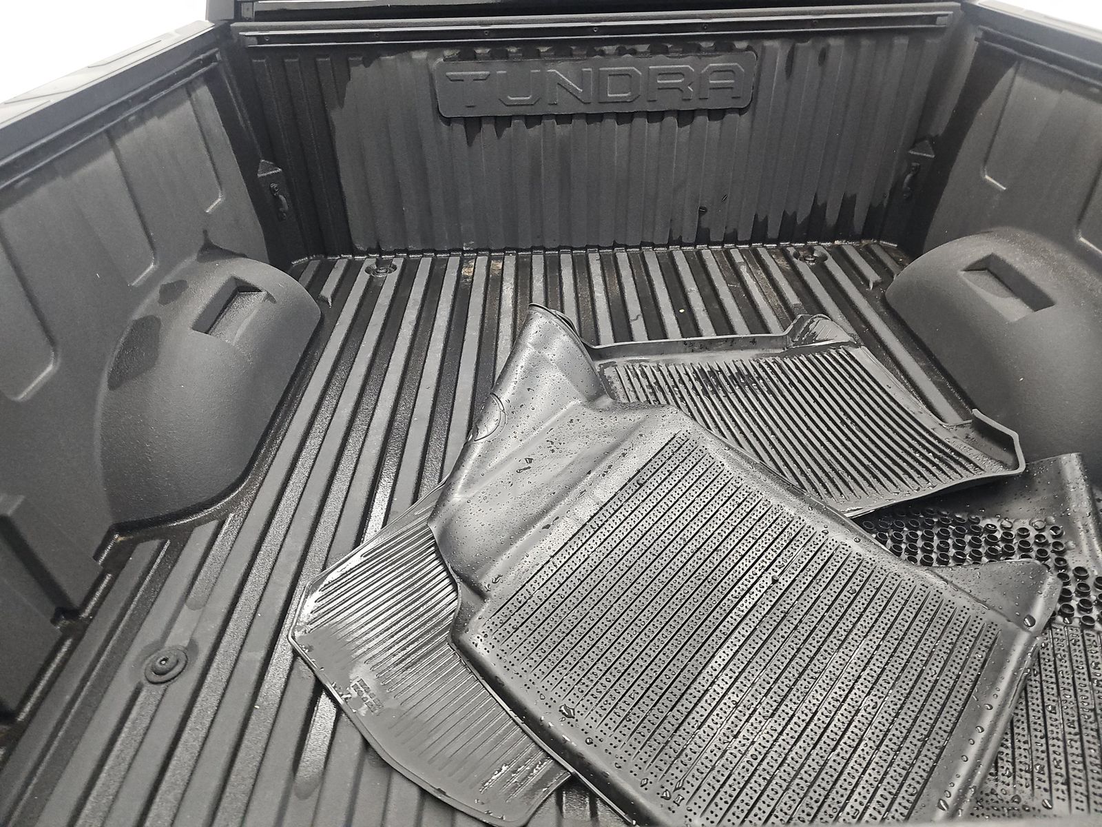 2024 Toyota Tundra SR5 AWD