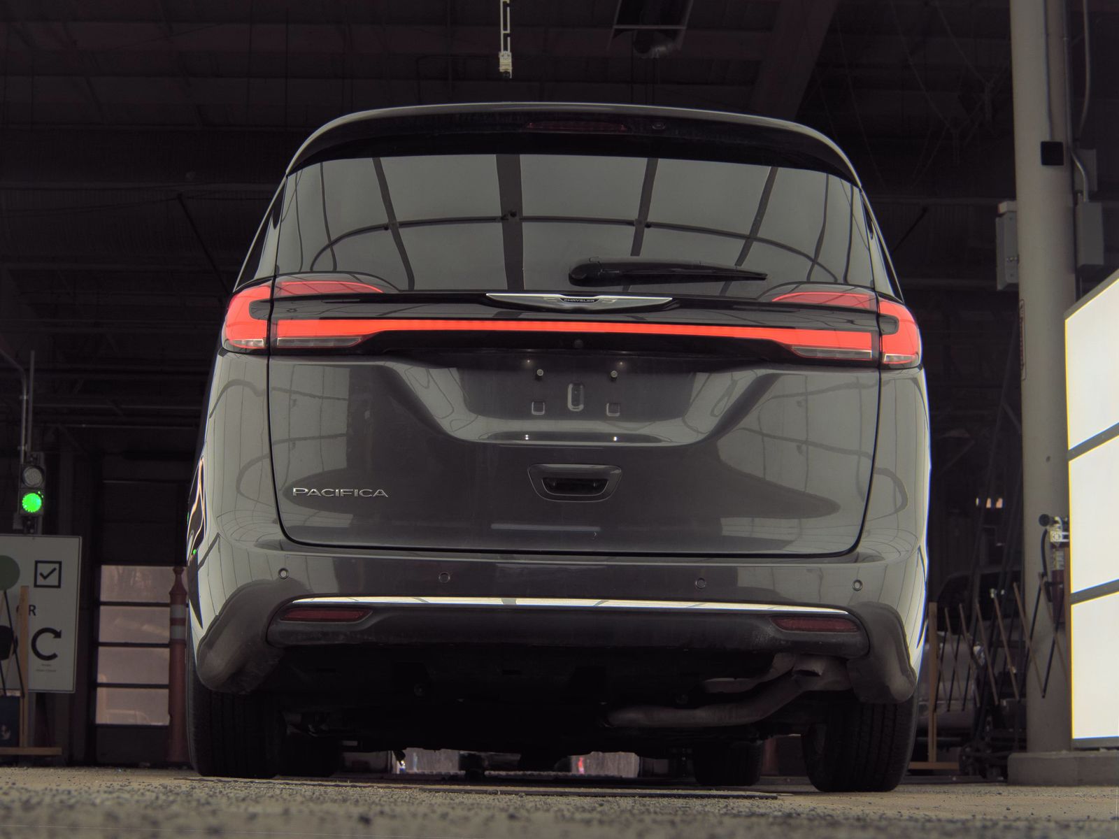 2023 Chrysler Pacifica Touring L FWD
