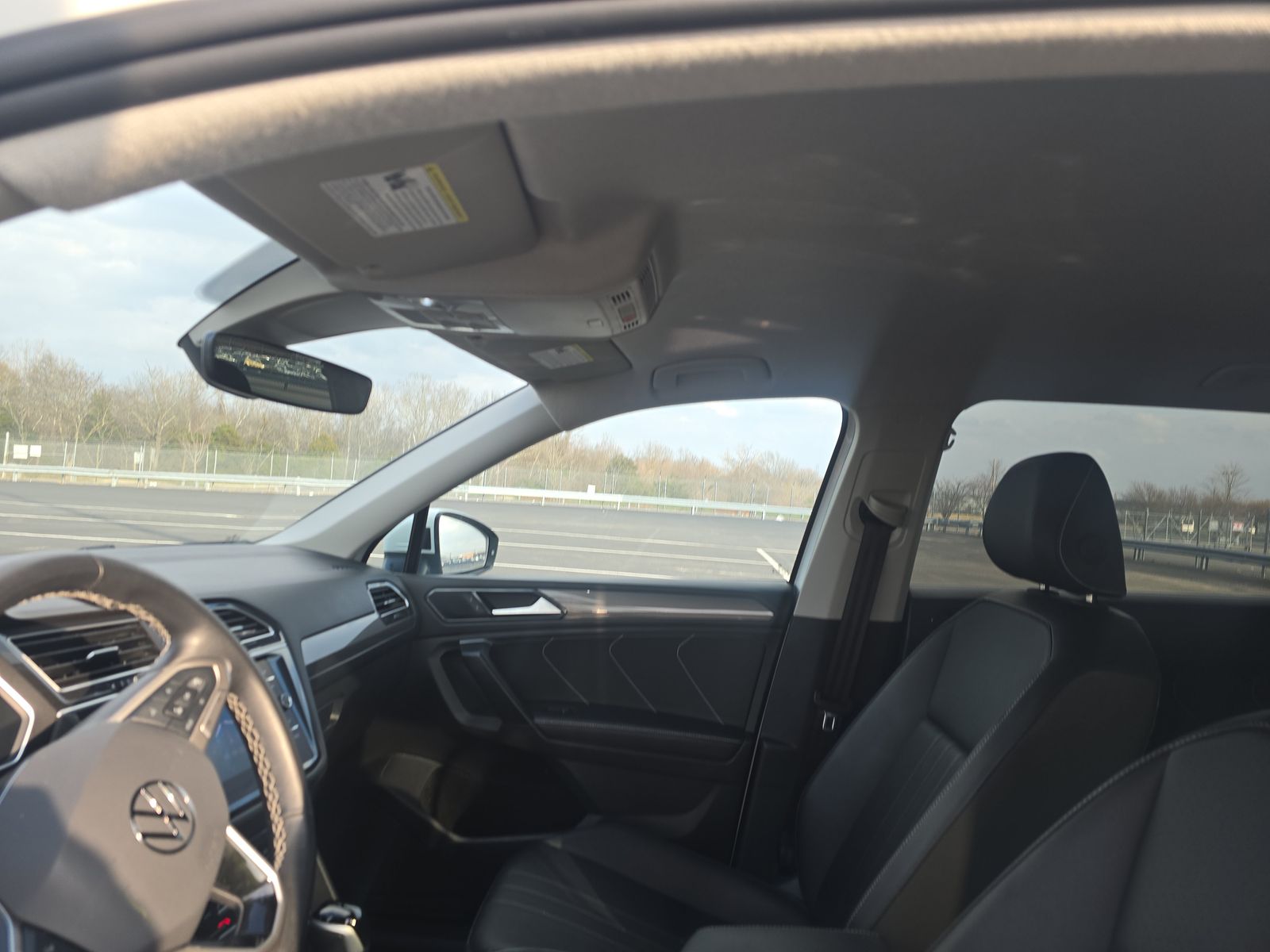 2024 Volkswagen Tiguan 2.0T SE FWD