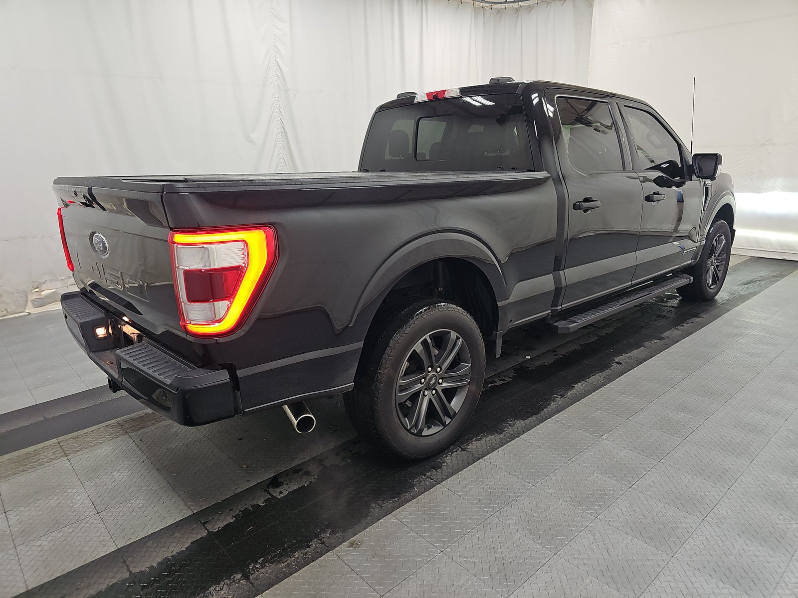 2022 Ford F-150 Hybrid Lariat AWD