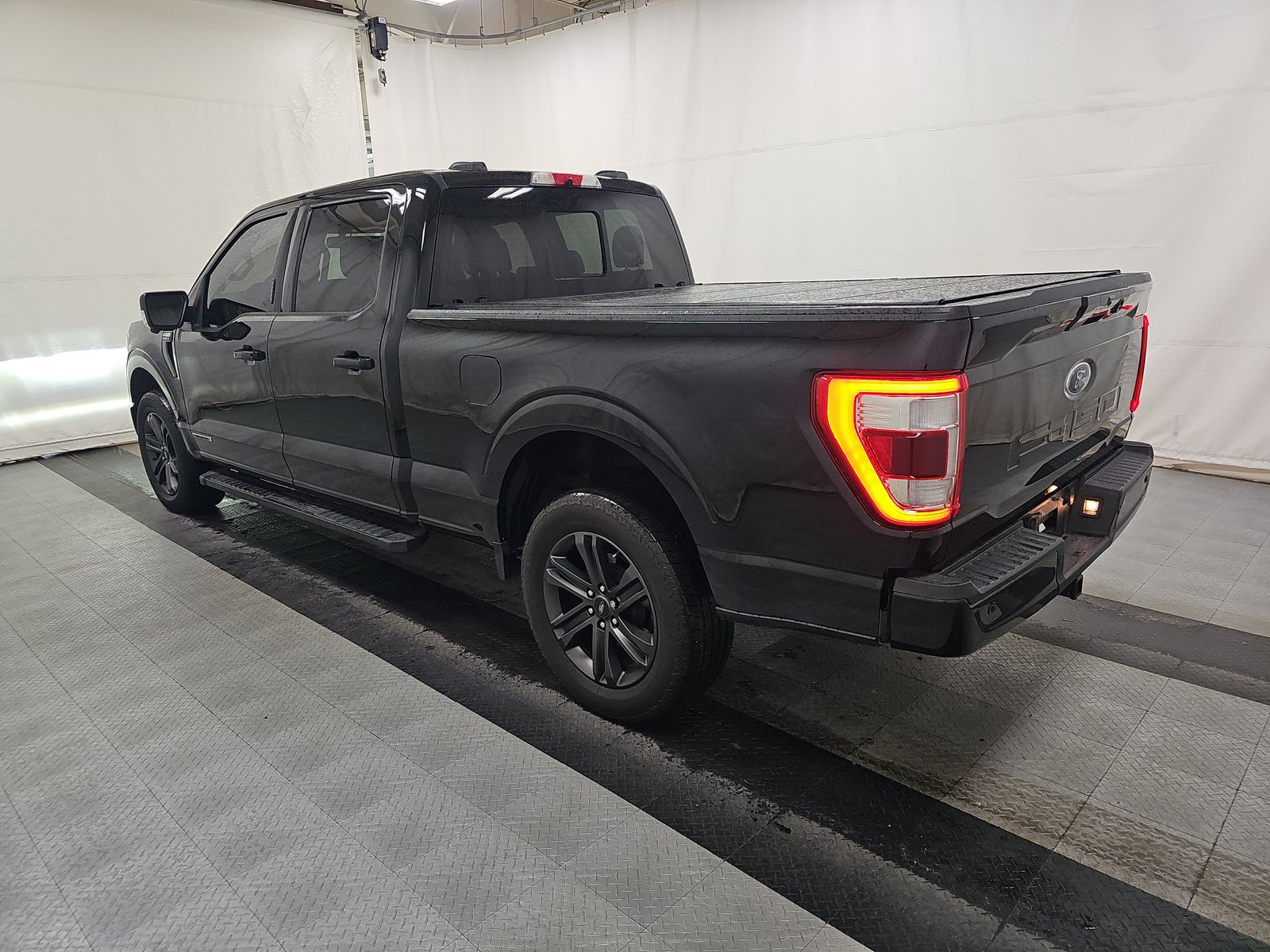 2022 Ford F-150 Hybrid Lariat AWD