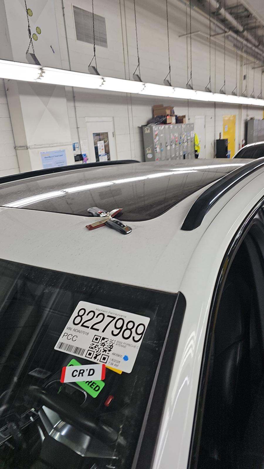 2022 Porsche Cayenne Platinum Edition AWD